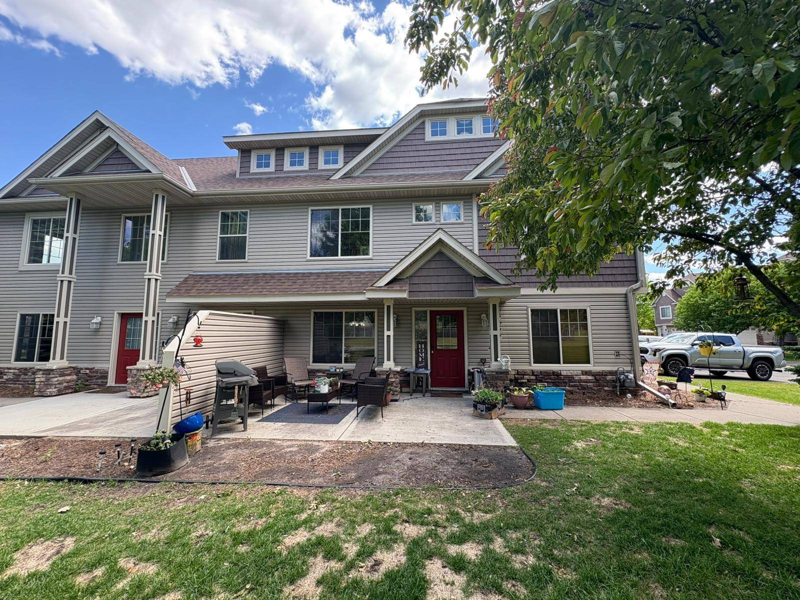 Brooklyn Park, MN 55443,5460 100th LN N