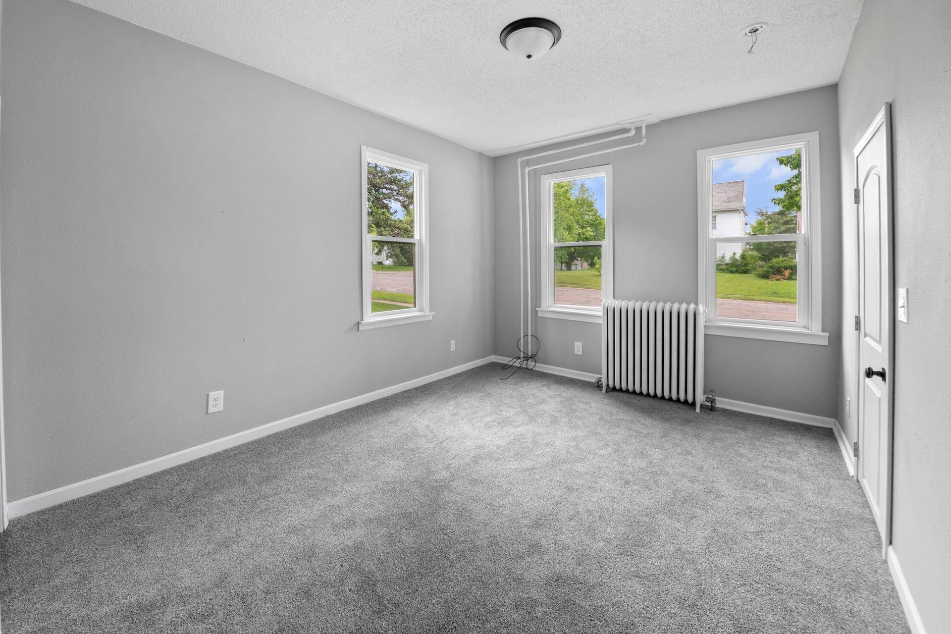 Glencoe, MN 55336,1319 Hennepin AVE N