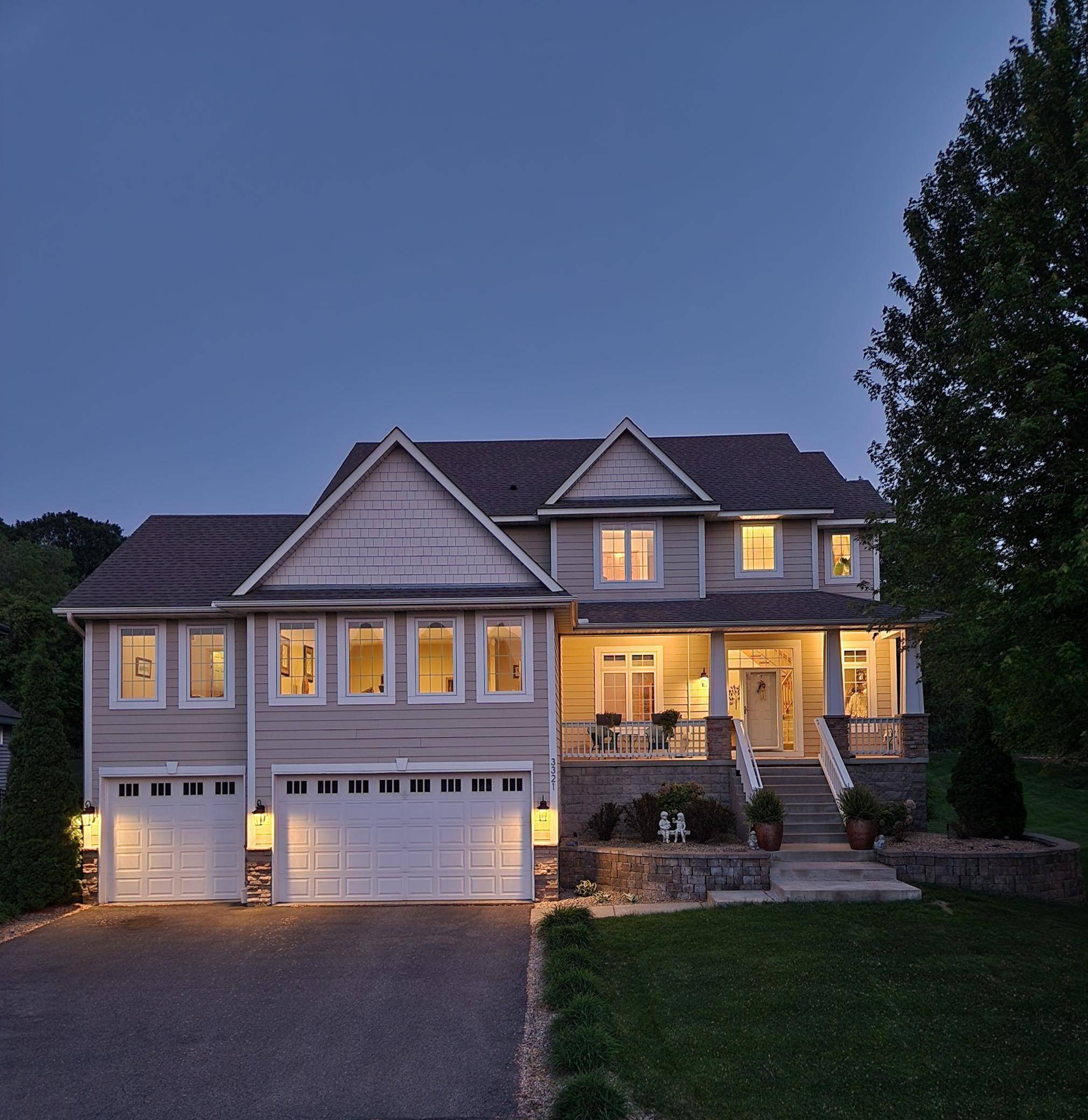 Burnsville, MN 55337,3321 Willie DR