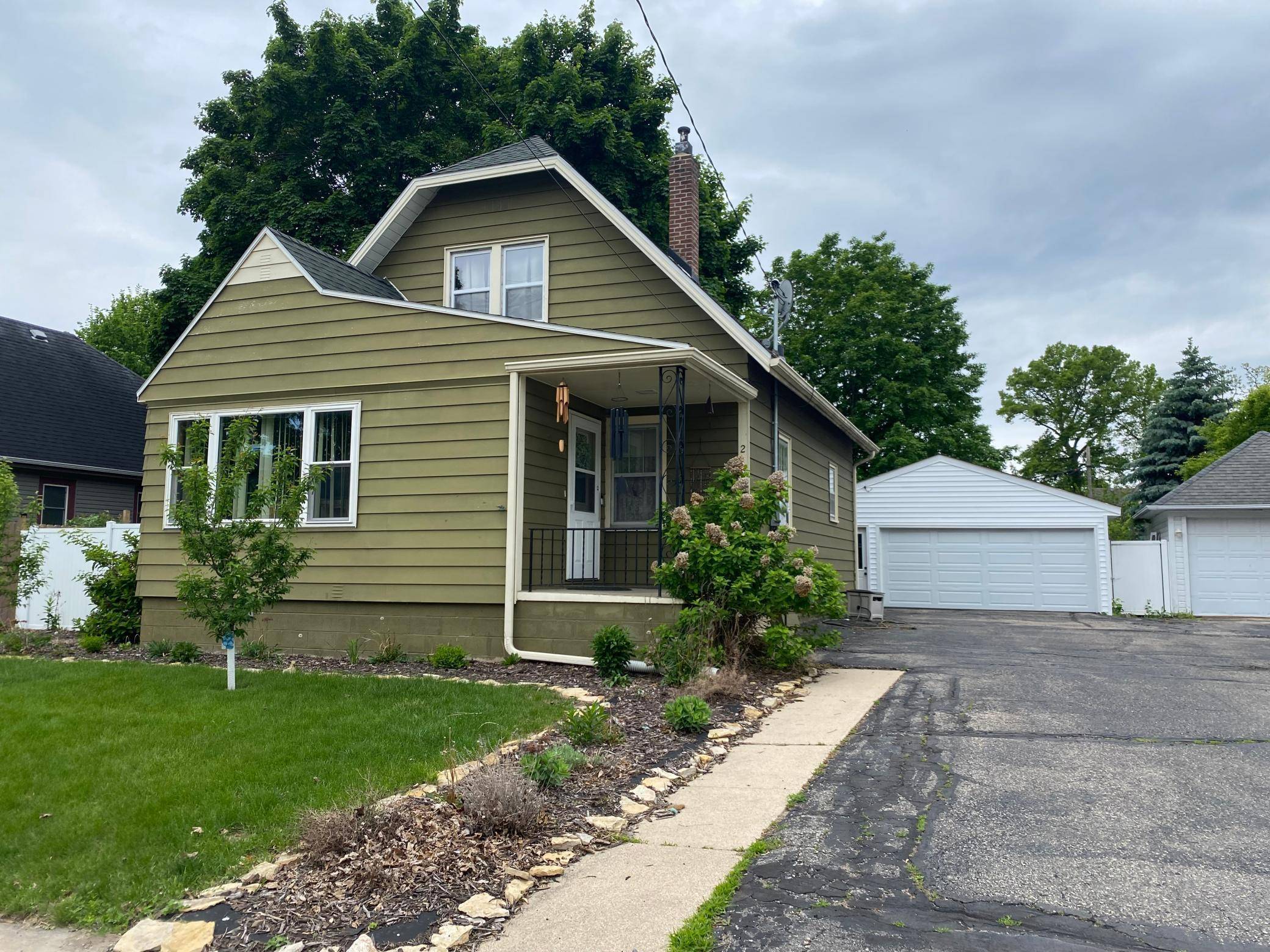 Rochester, MN 55904,219 9th AVE SE