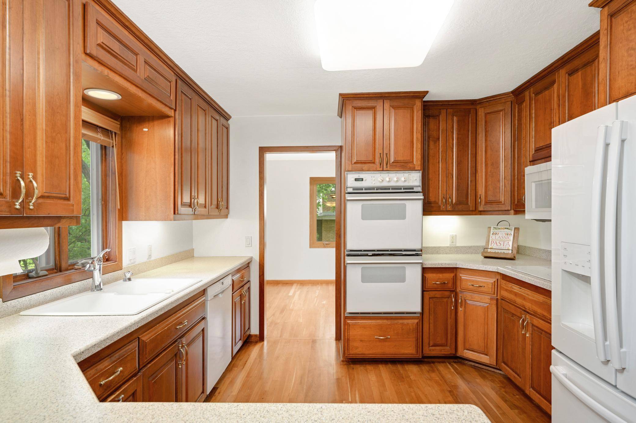 Golden Valley, MN 55422,1624 Saint Croix CIR