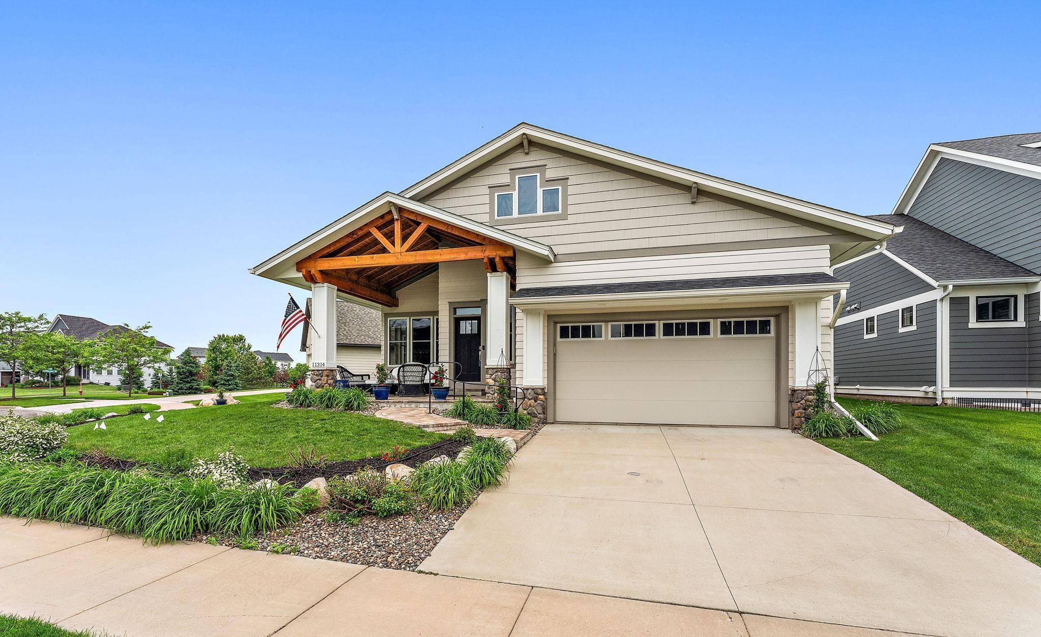 Lake Elmo, MN 55042,11314 Sunflower LN N