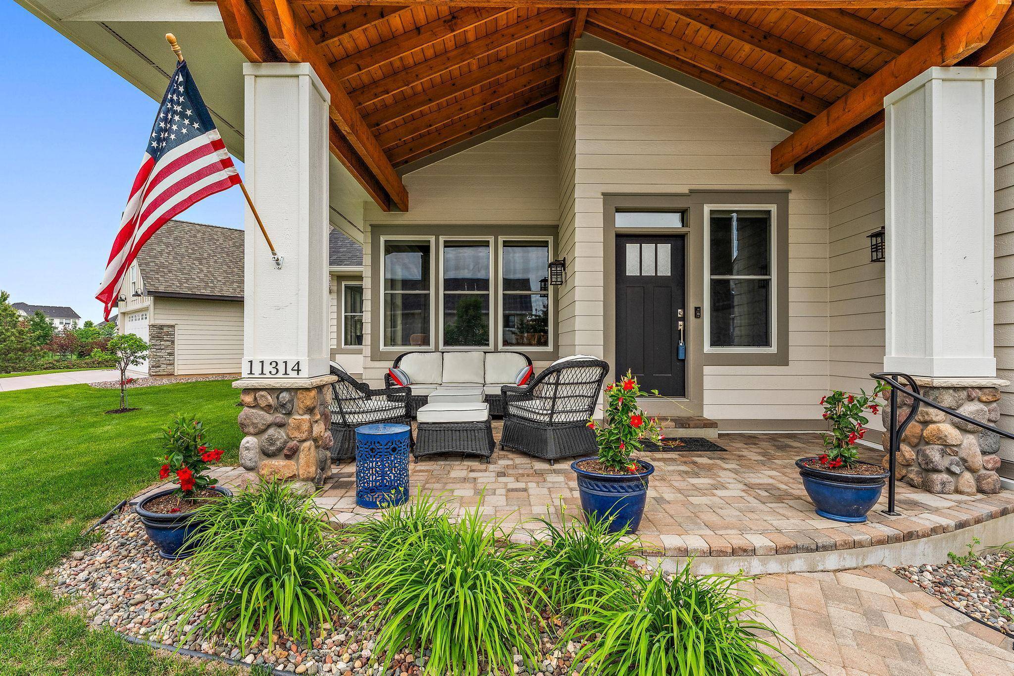 Lake Elmo, MN 55042,11314 Sunflower LN N