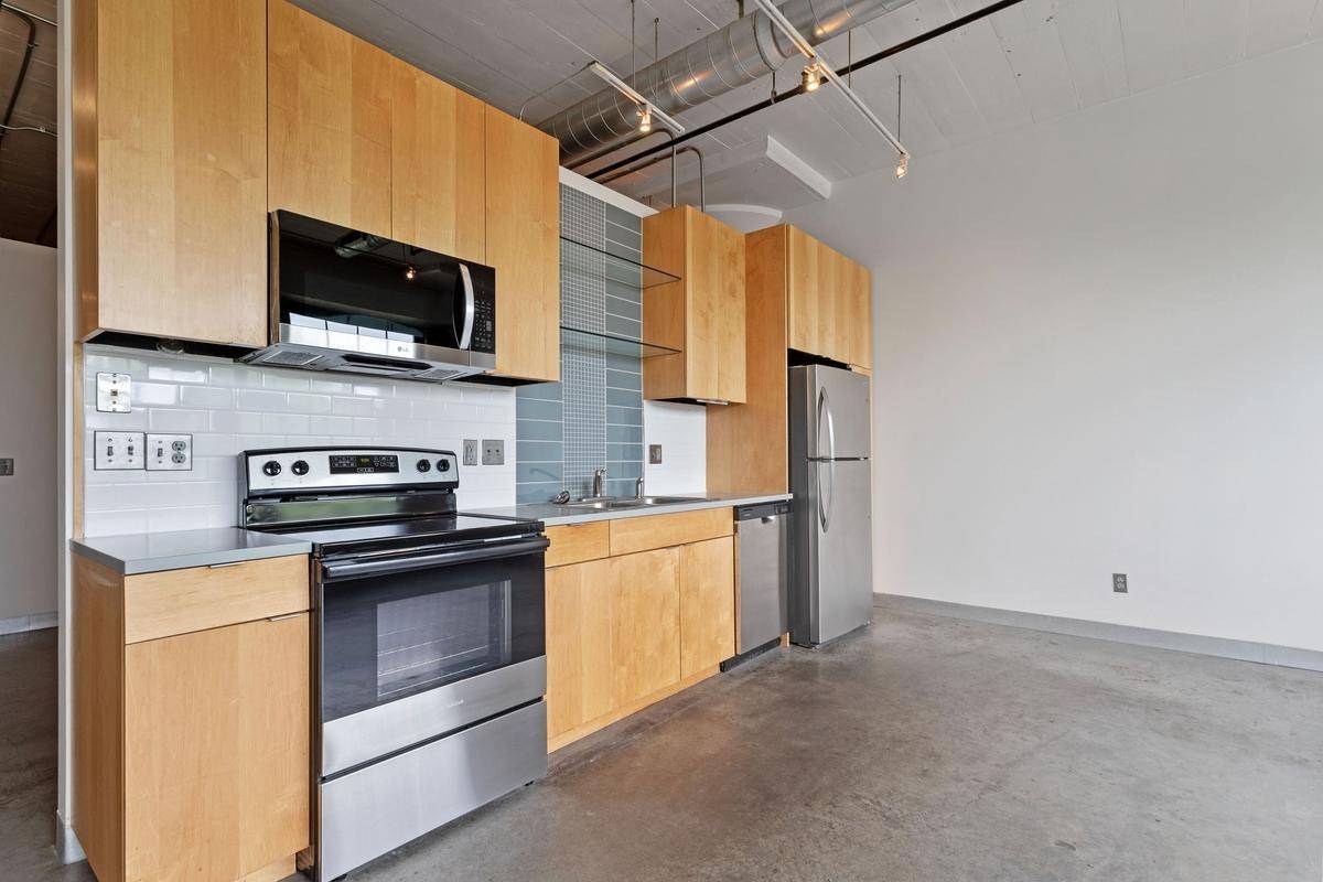 Minneapolis, MN 55413,730 Stinson BLVD #320