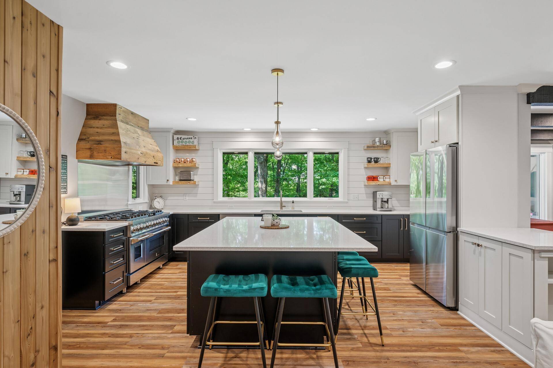 North Oaks, MN 55127,3 Mallard LN