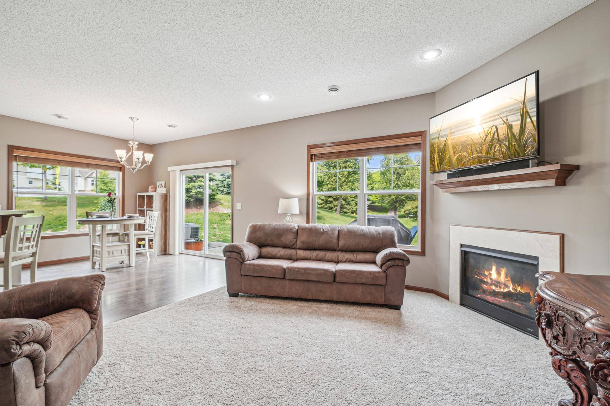 Burnsville, MN 55306,594 Stonewood LN