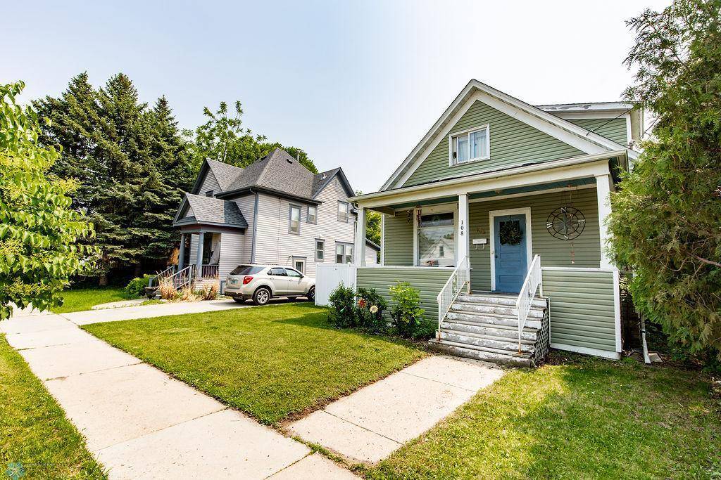 Fargo, ND 58102,108 6th AVE N