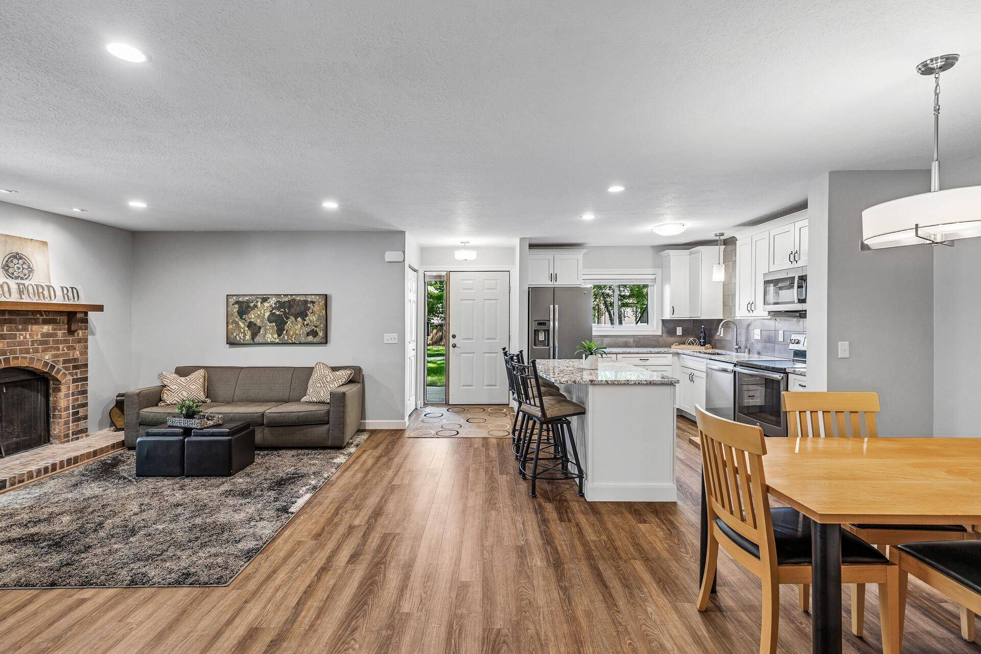 Saint Louis Park, MN 55426,320 Ford RD #3