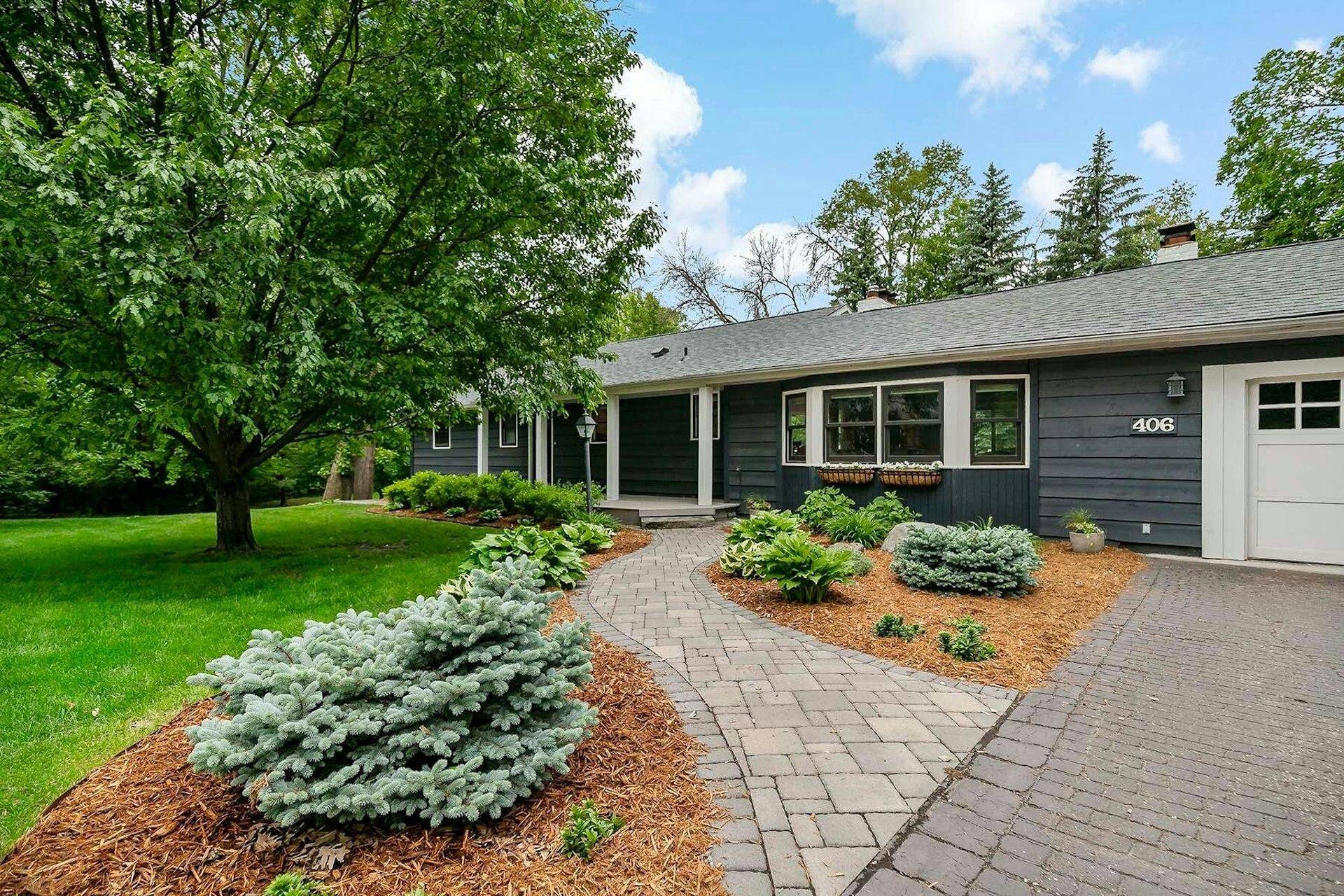 Minnetonka, MN 55305,406 Kenmar CIR