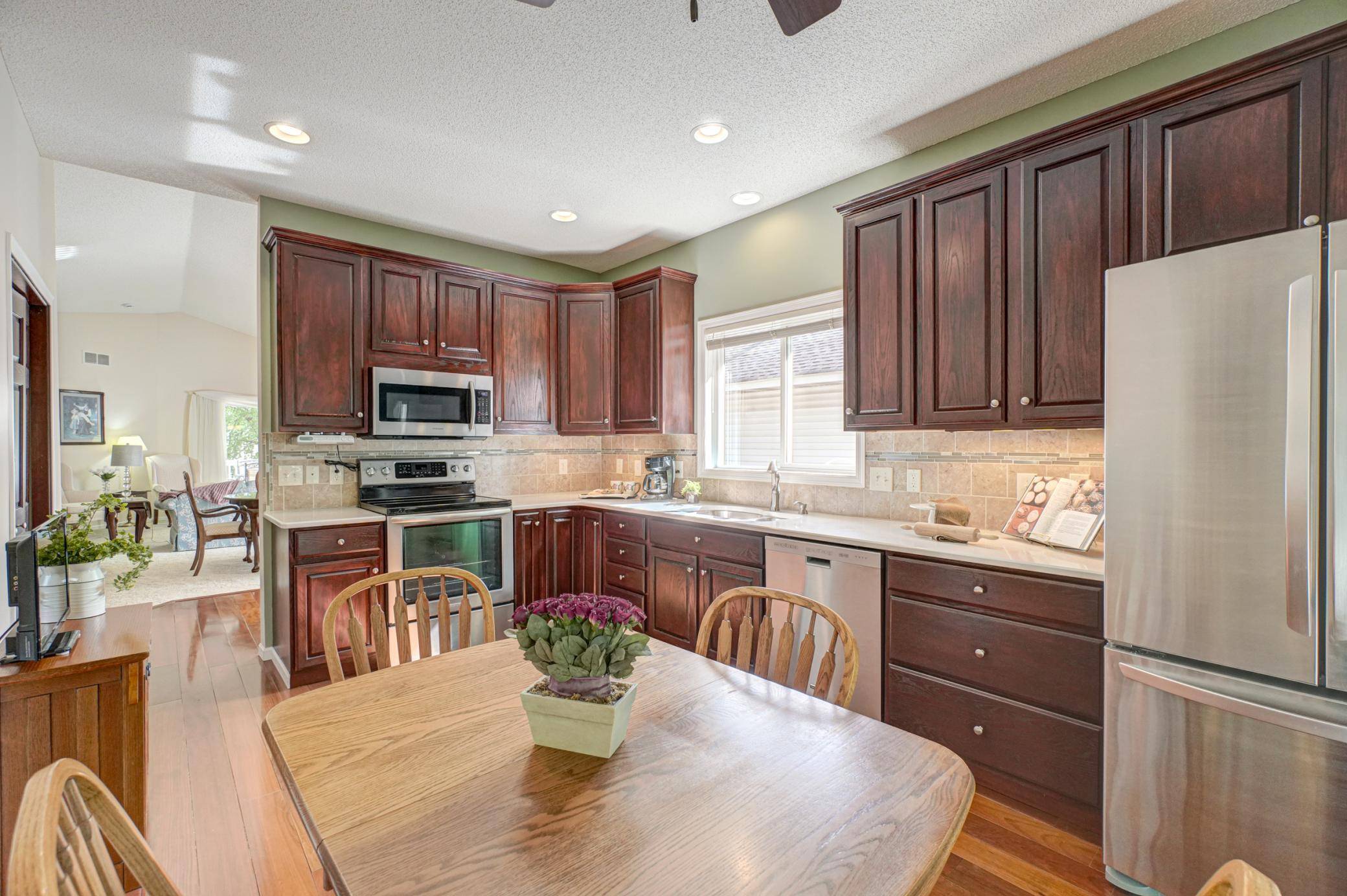 Woodbury, MN 55125,381 Bluebird Alcove