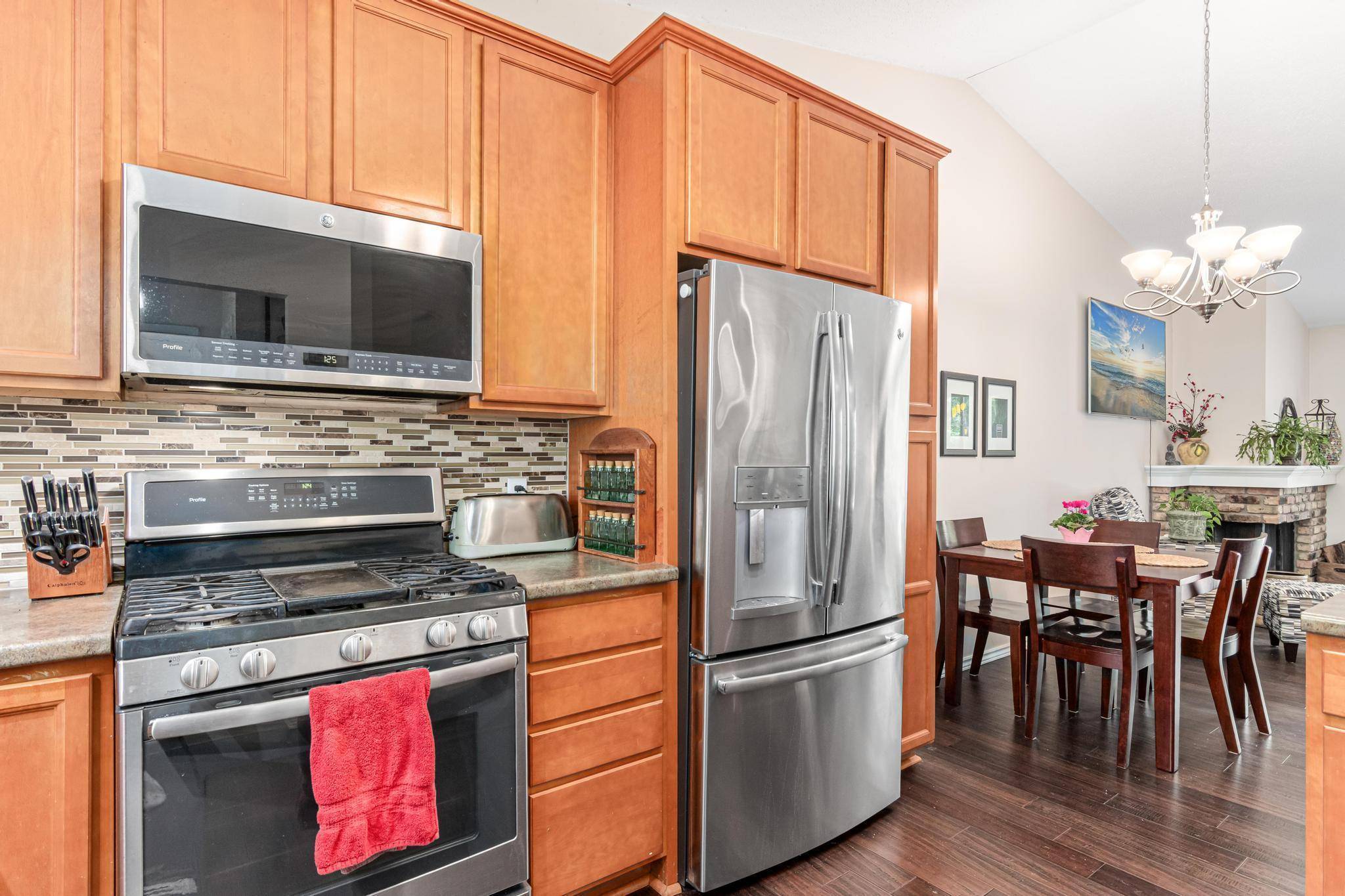 Eden Prairie, MN 55347,10237 Tarn CIR