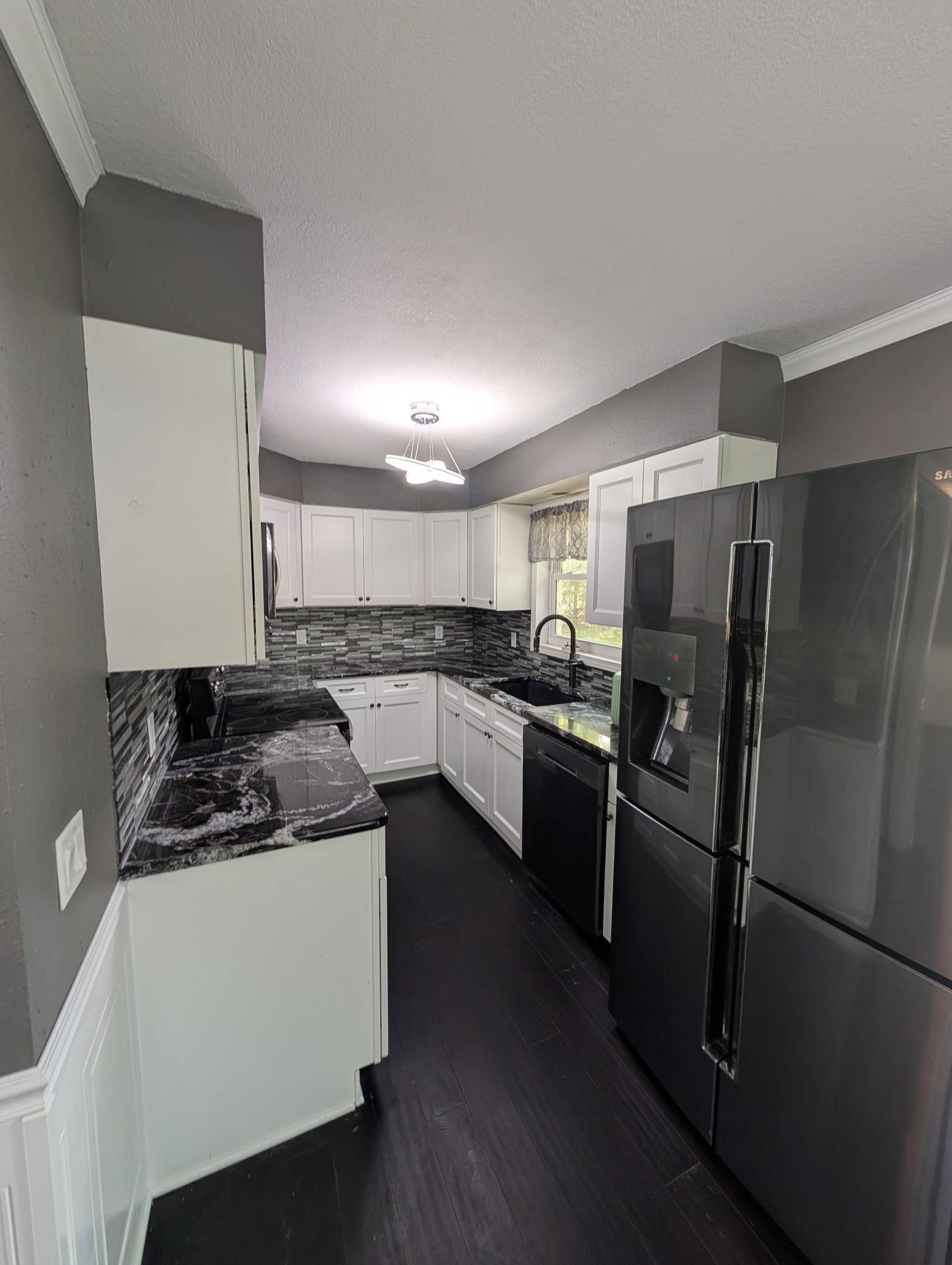 Fairmont, MN 56031,530 Cardinal ST