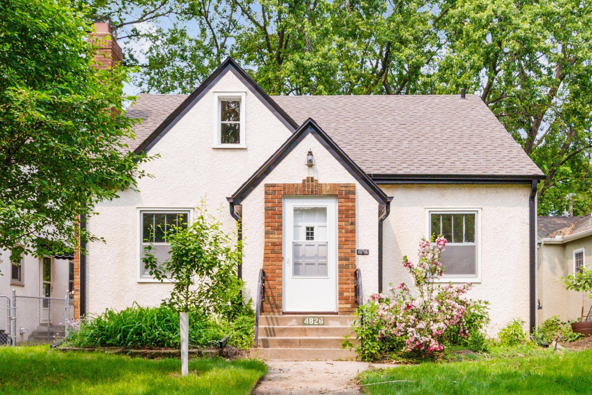 Minneapolis, MN 55417,4826 33rd AVE S