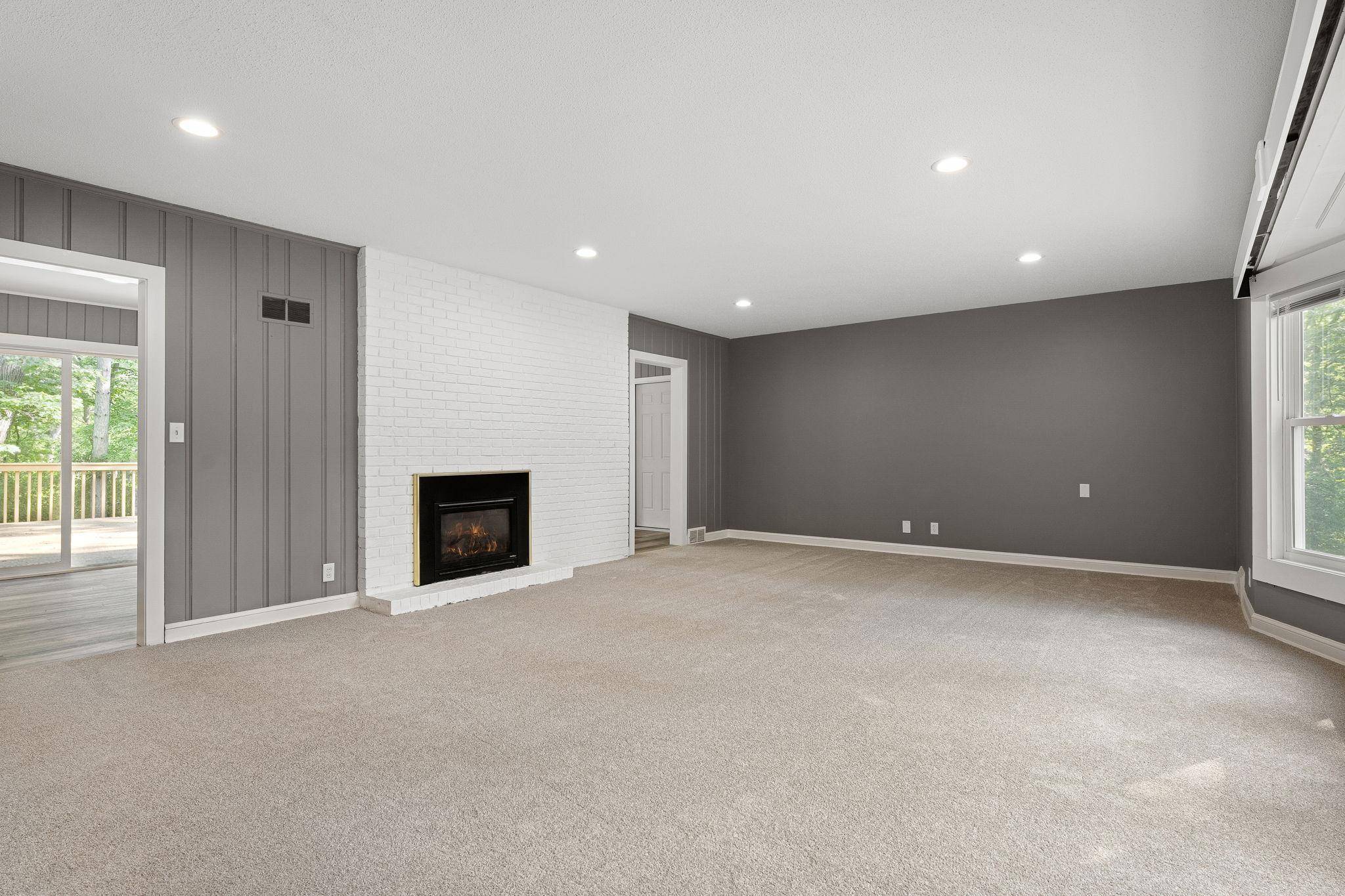Minnetonka, MN 55305,11600 Timberline RD