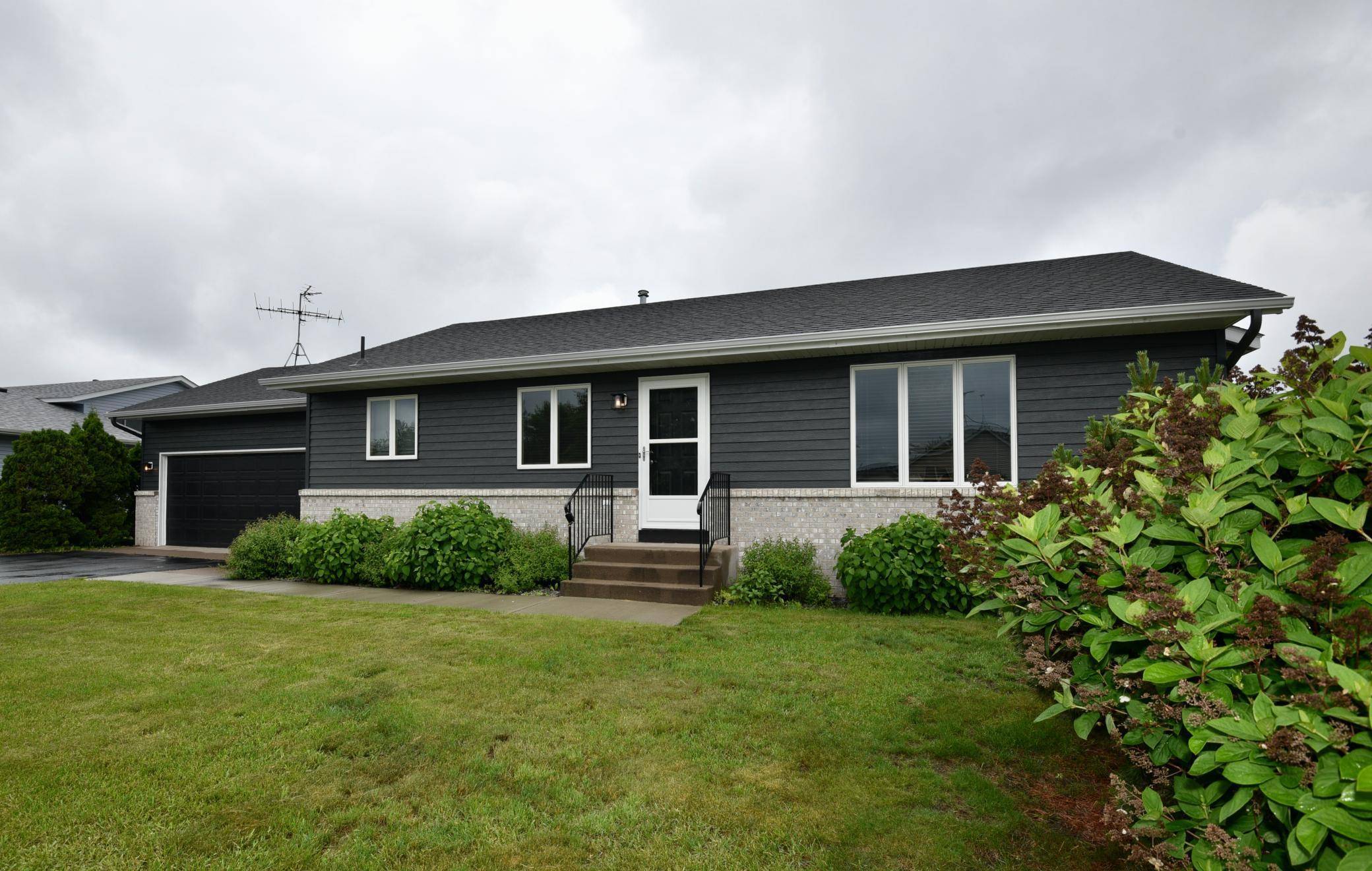 Foley, MN 56329,424 Stanley DR