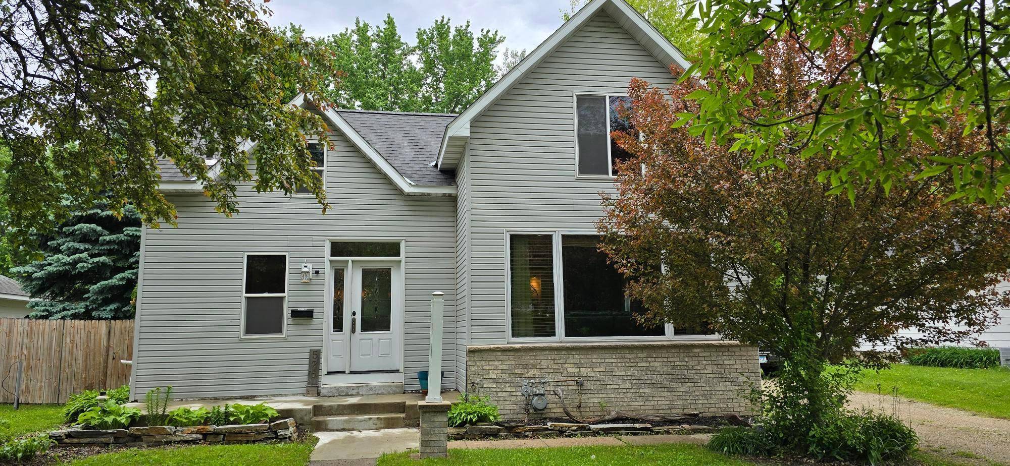 Owatonna, MN 55060,526 Mound ST