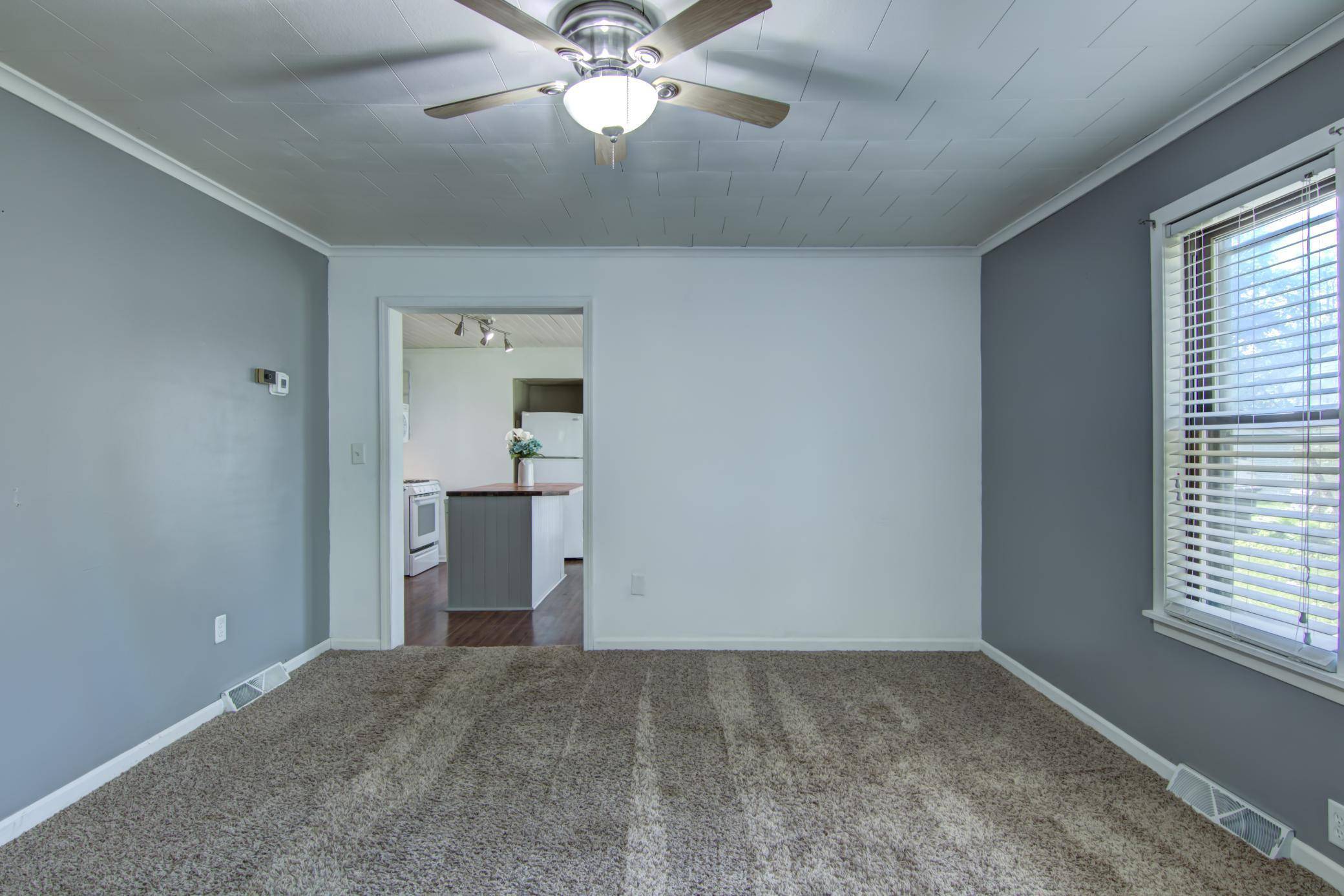 Menomonie, WI 54751,1320 Knapp ST NE