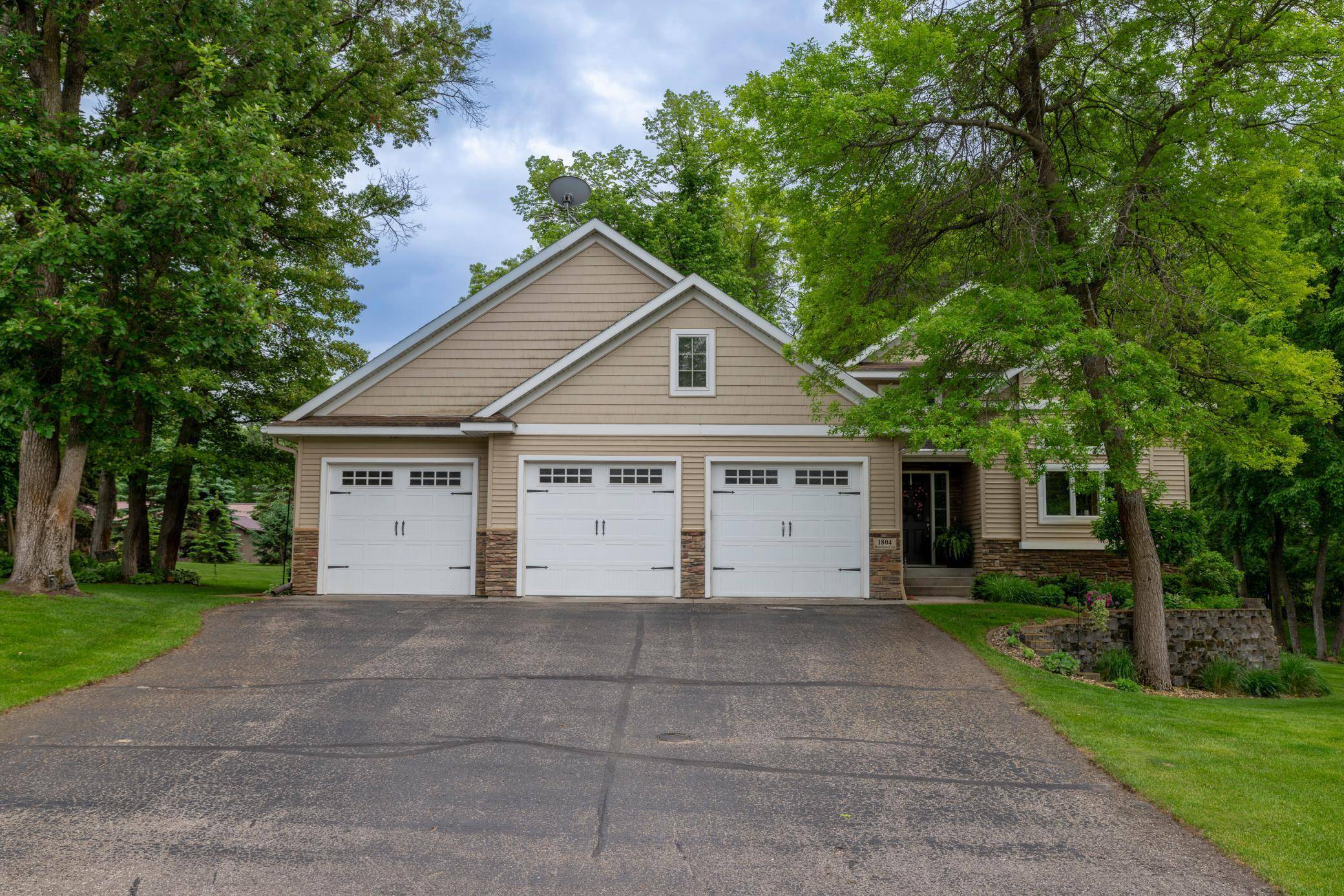 Alexandria, MN 56308,1804 Wildflower LN NE