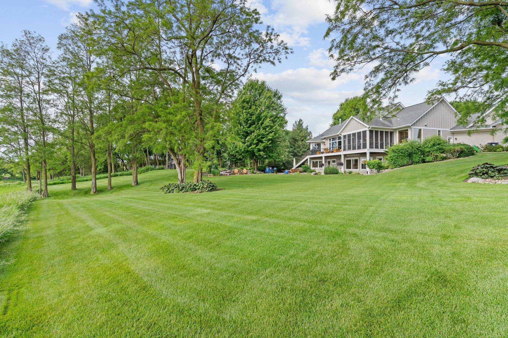 Hudson, WI 54016,339 Lindsay RD