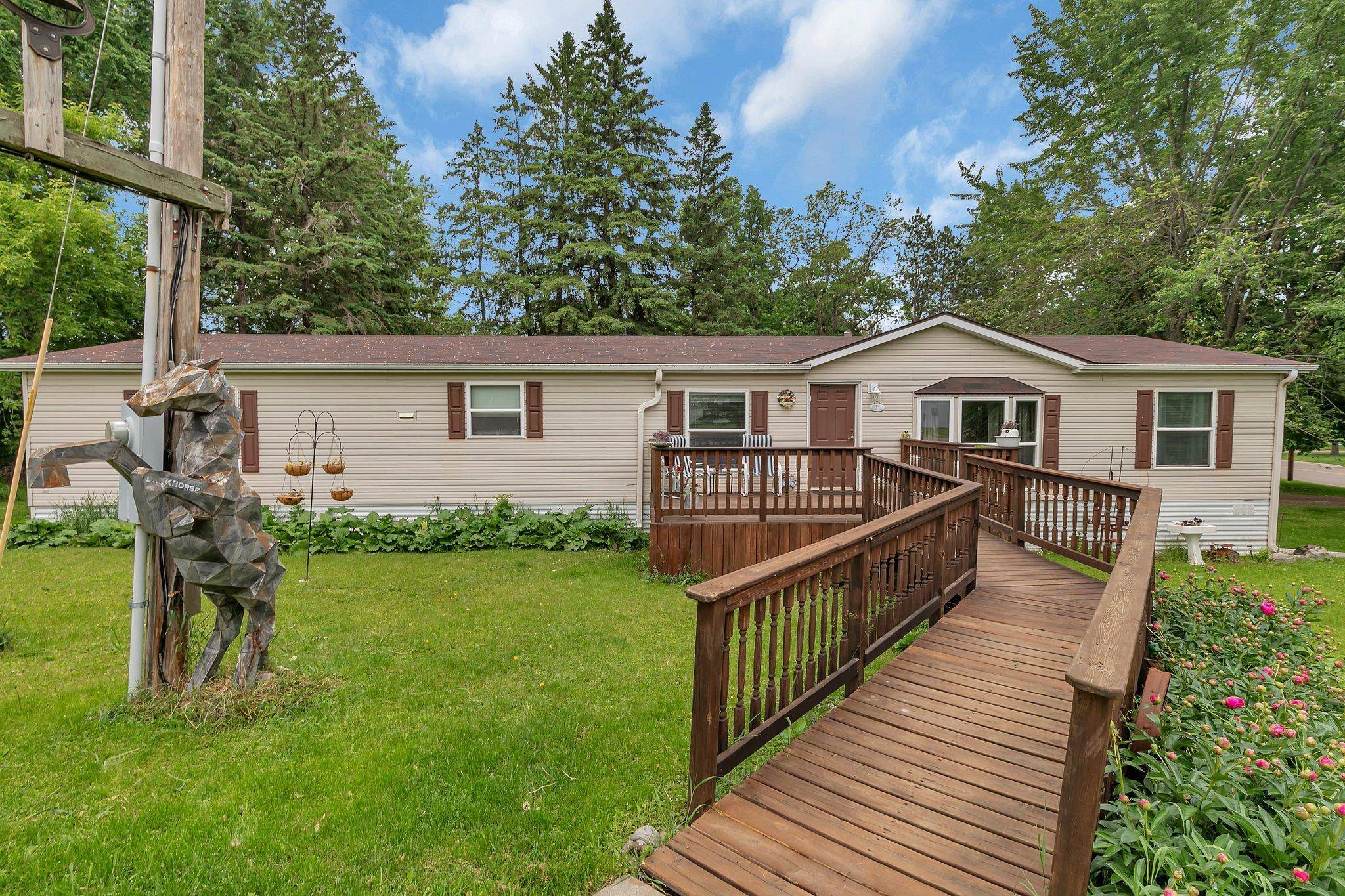 Ogilvie, MN 56358,101 E Rutherford ST