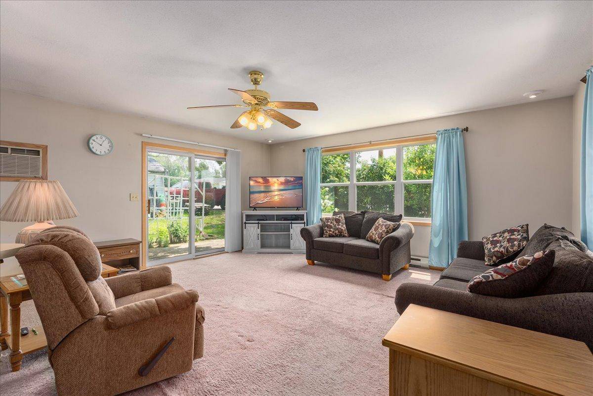 Roberts, WI 54023,103 W Graham ST