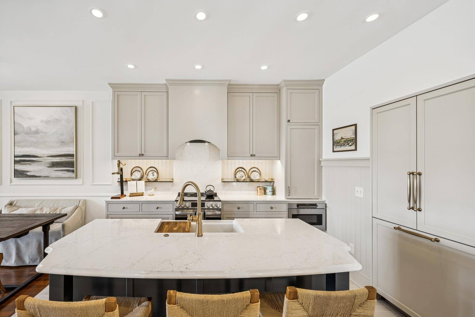 Eden Prairie, MN 55346,18322 Cattail CT