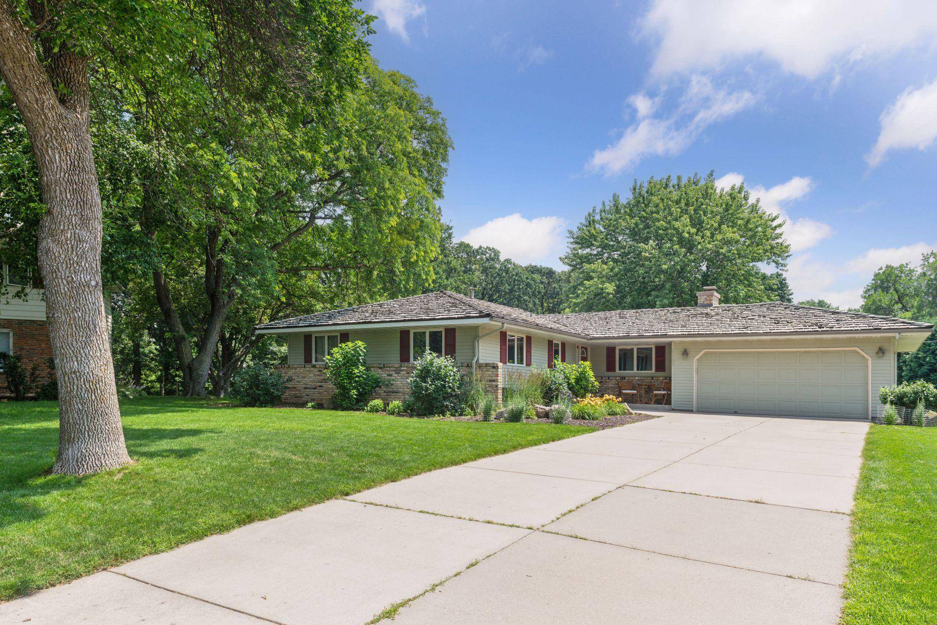 Burnsville, MN 55337,11109 Territorial CT