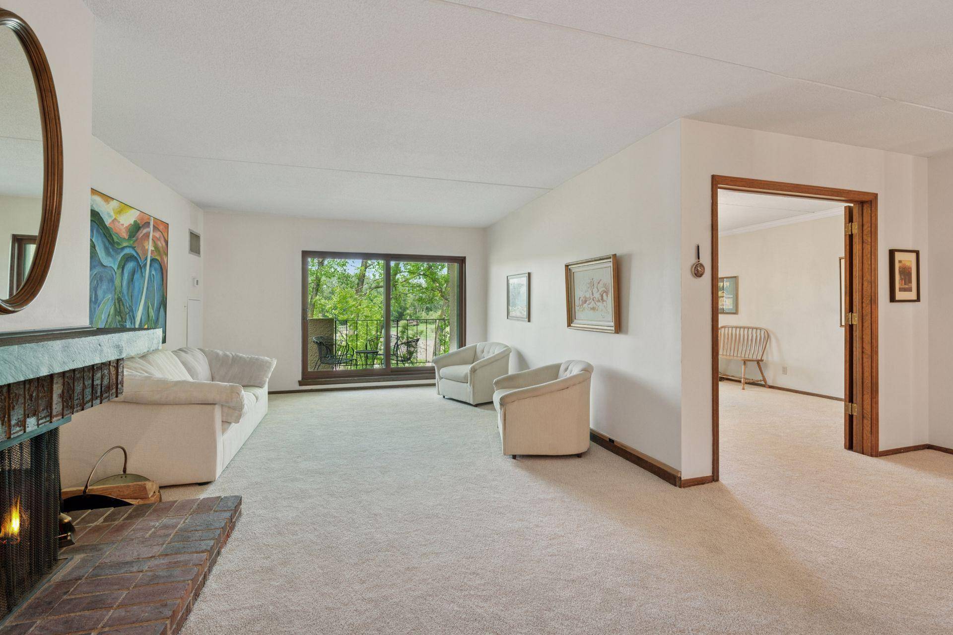 Edina, MN 55436,6670 Vernon AVE S #301