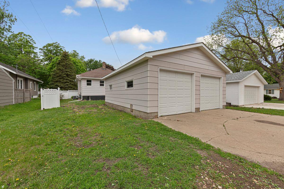 Slayton, MN 56172,2939 Linden AVE