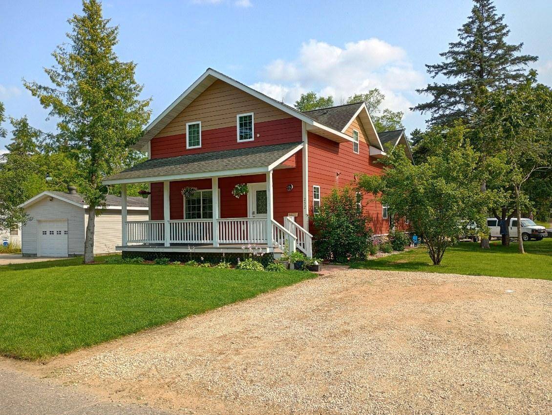 Menahga, MN 56464,232 2nd ST NW