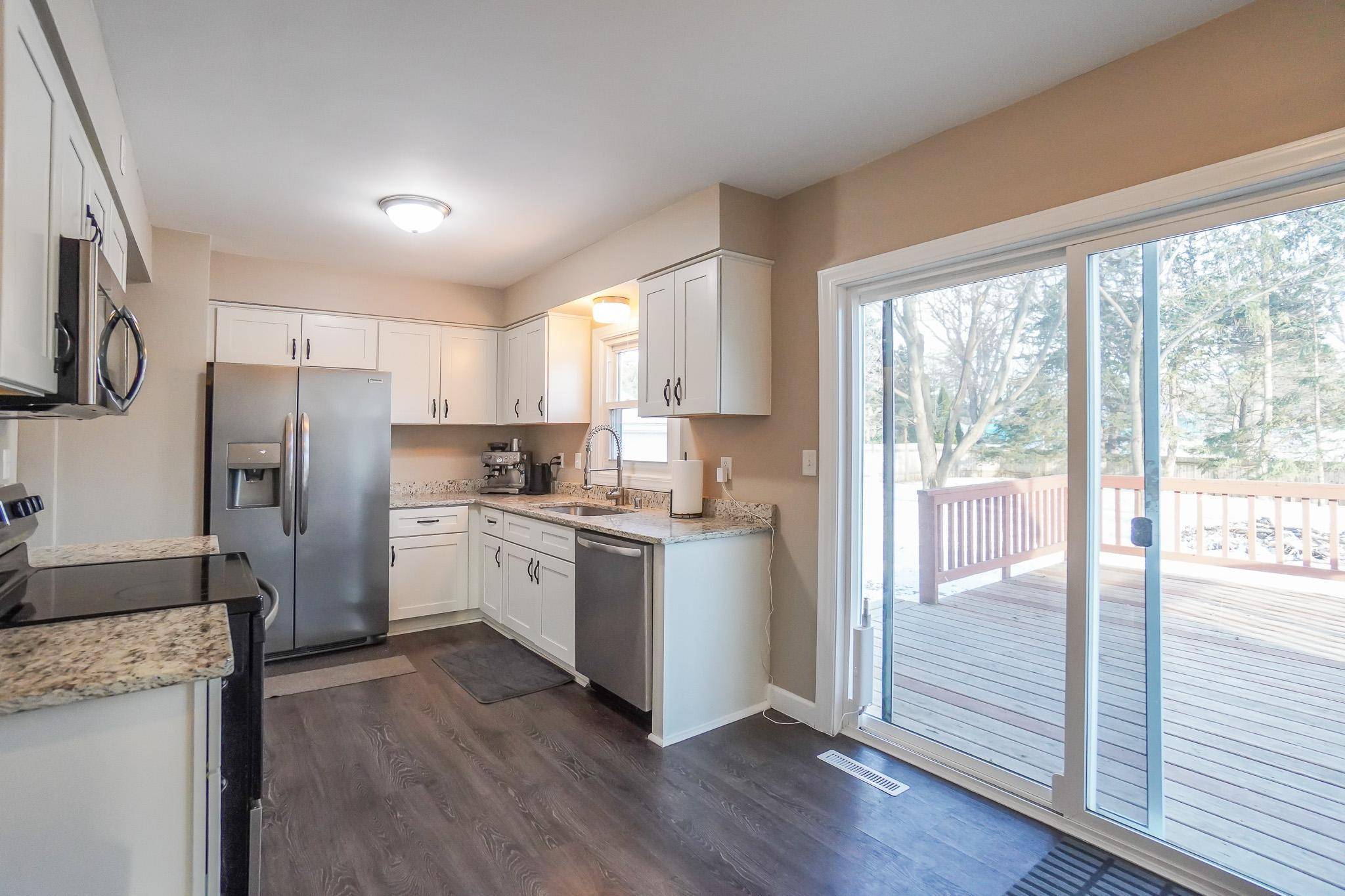 Maplewood, MN 55109,2026 Prosperity RD