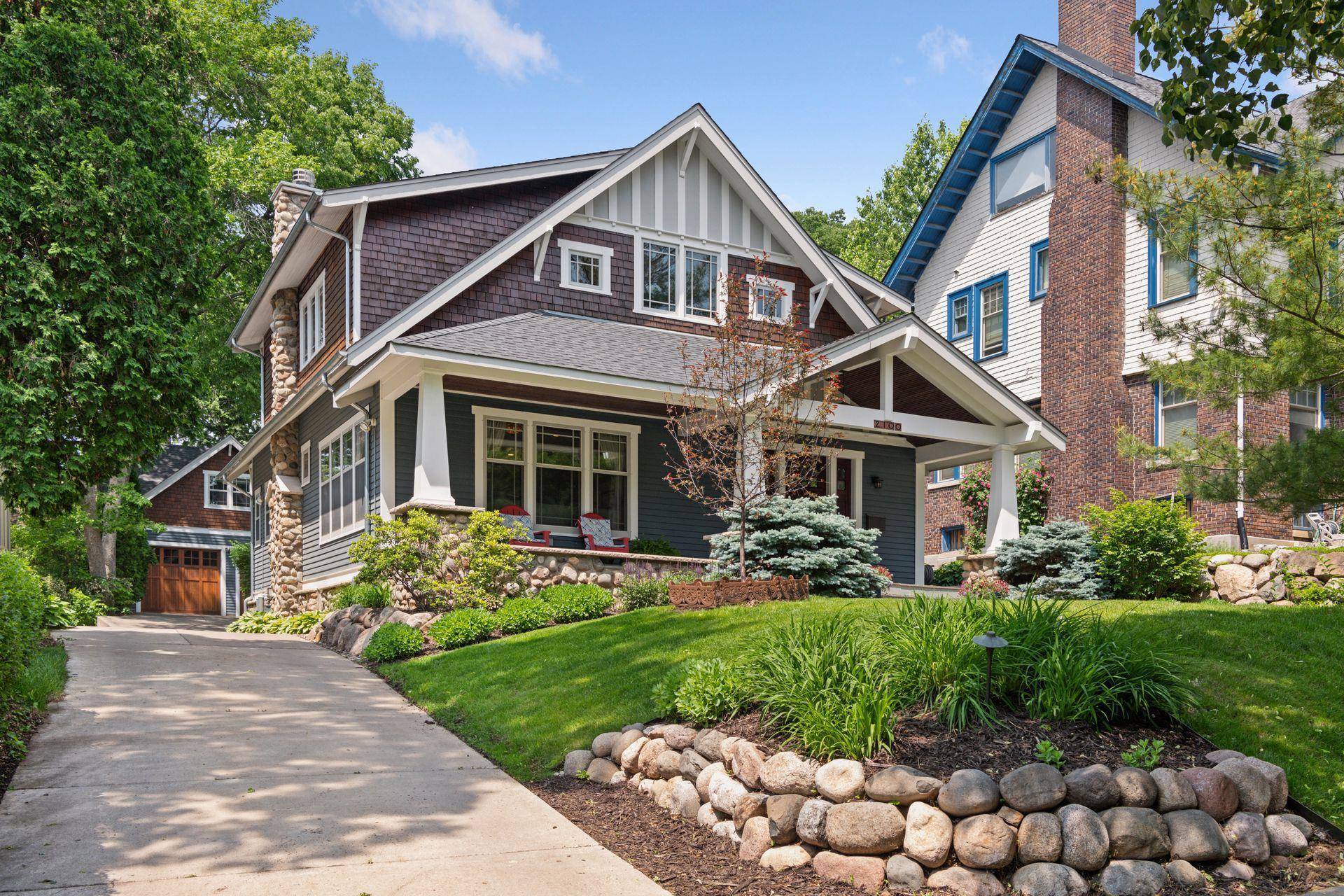 Minneapolis, MN 55405,2100 Irving AVE S