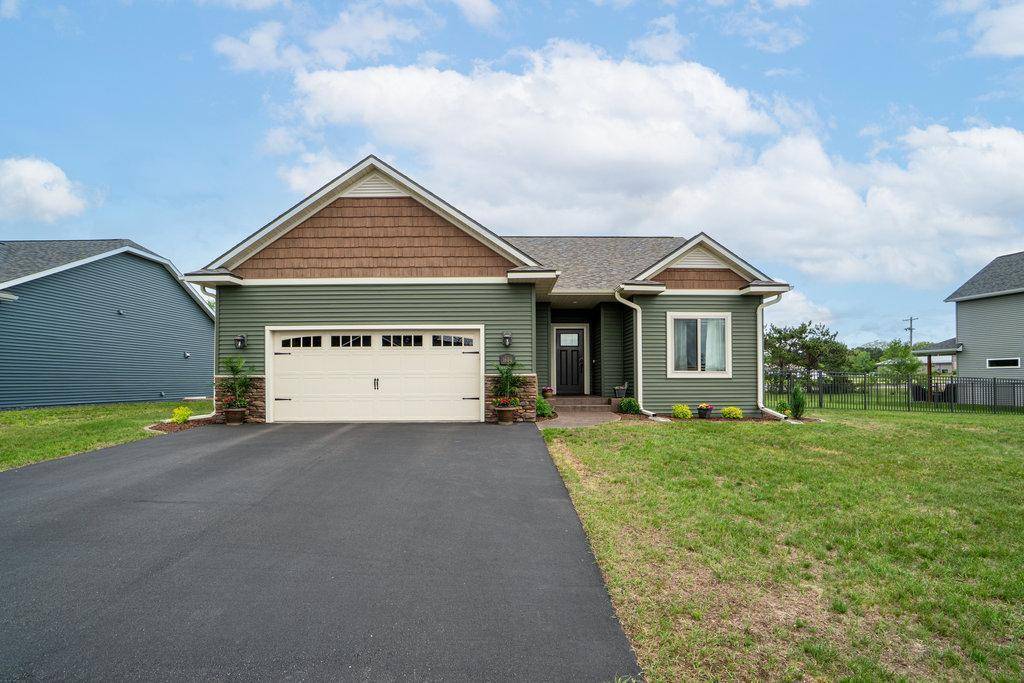 Altoona, WI 54720,1604 St Andrews DR