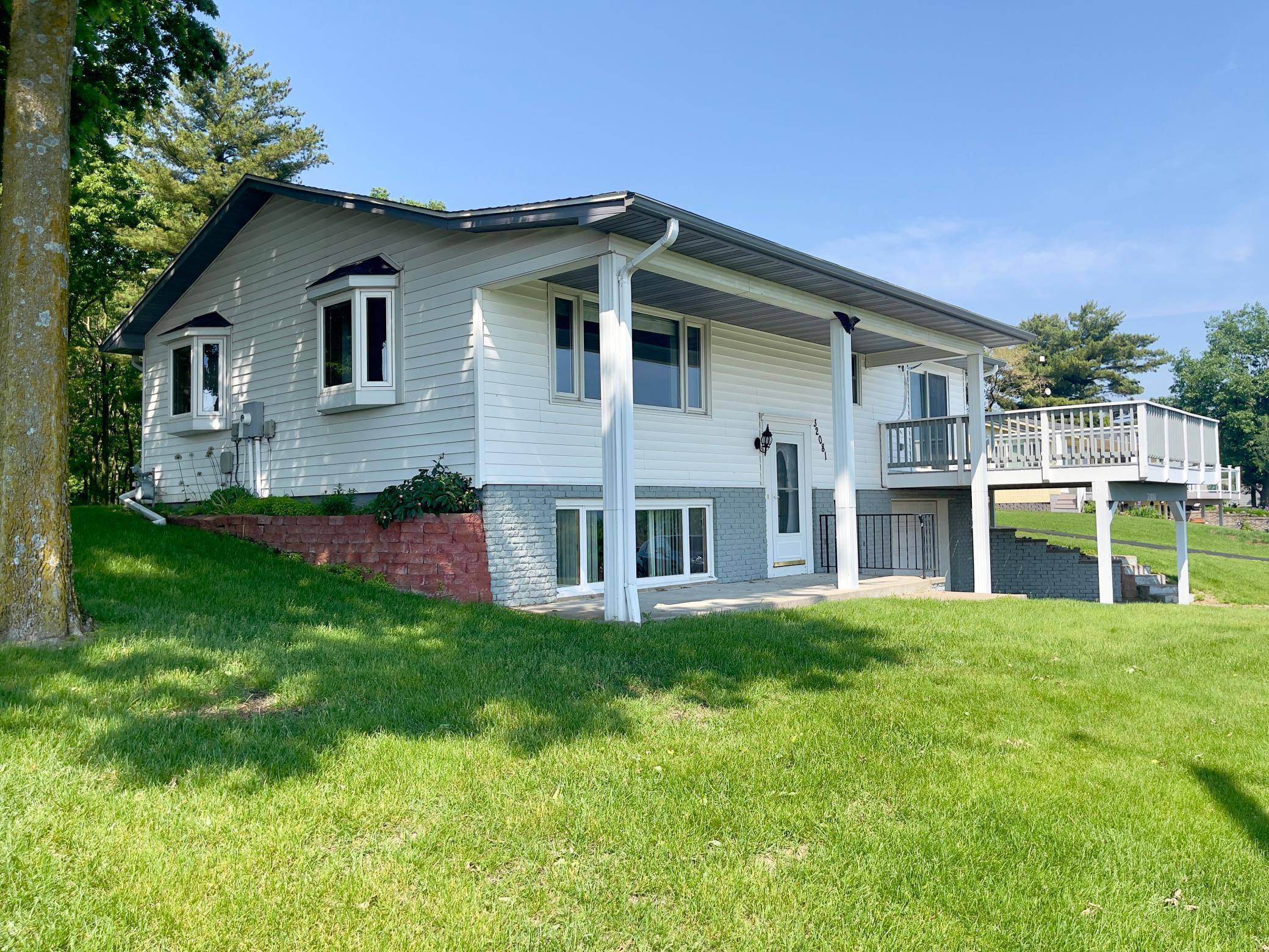 Lake City, MN 55041,32081 Lakeview Drive