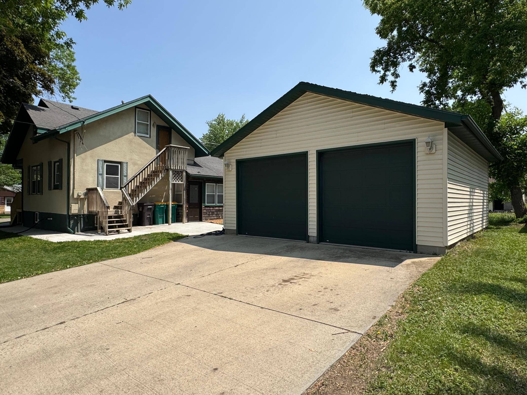 Albert Lea, MN 56007,1315 Clark ST W