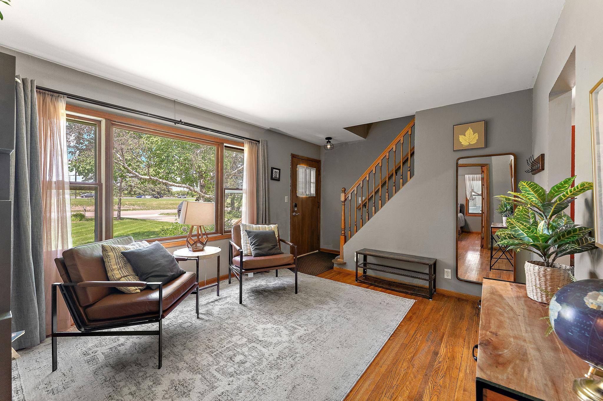 Fridley, MN 55432,1370 69th AVE NE