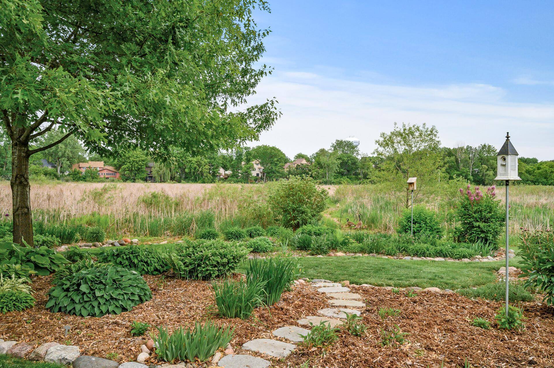 Vadnais Heights, MN 55127,244 Meadowood LN