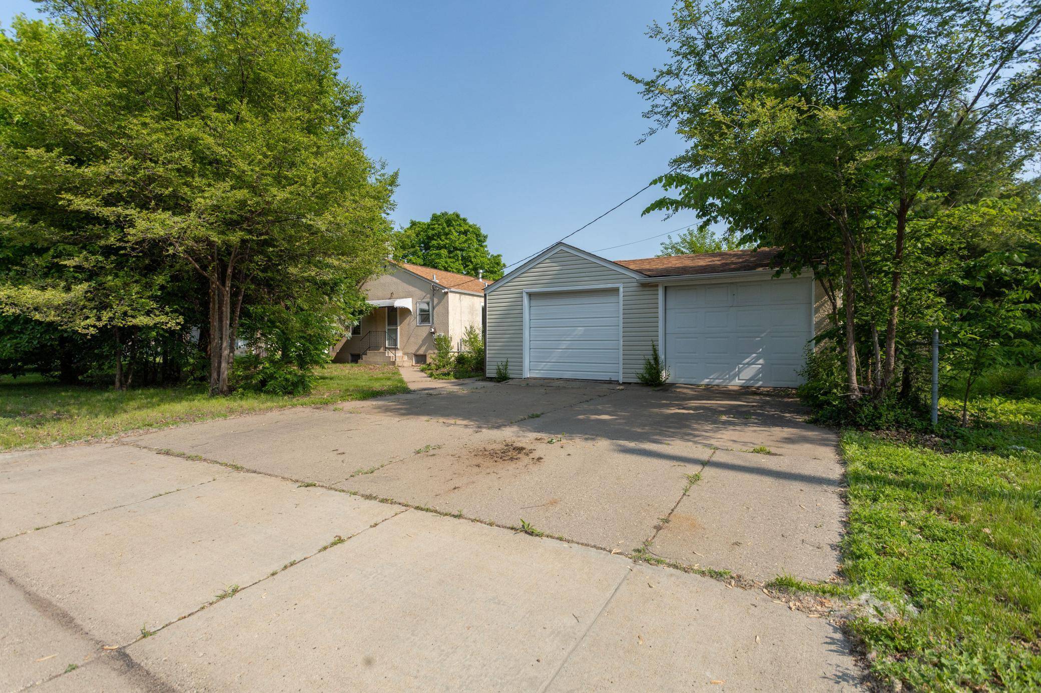 Brooklyn Center, MN 55430,5602 Knox AVE N