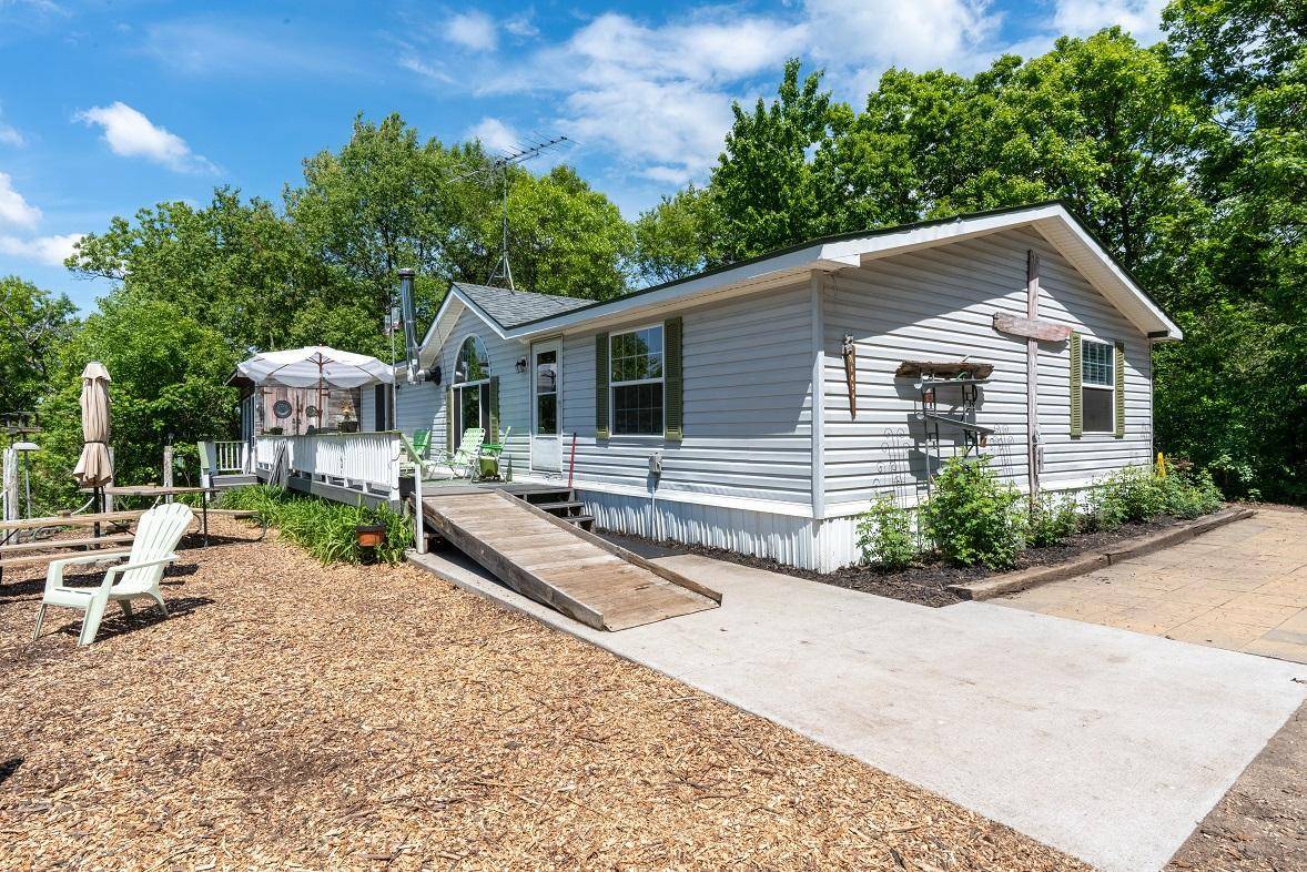 Maiden Rock, WI 54750,N1024 385th ST