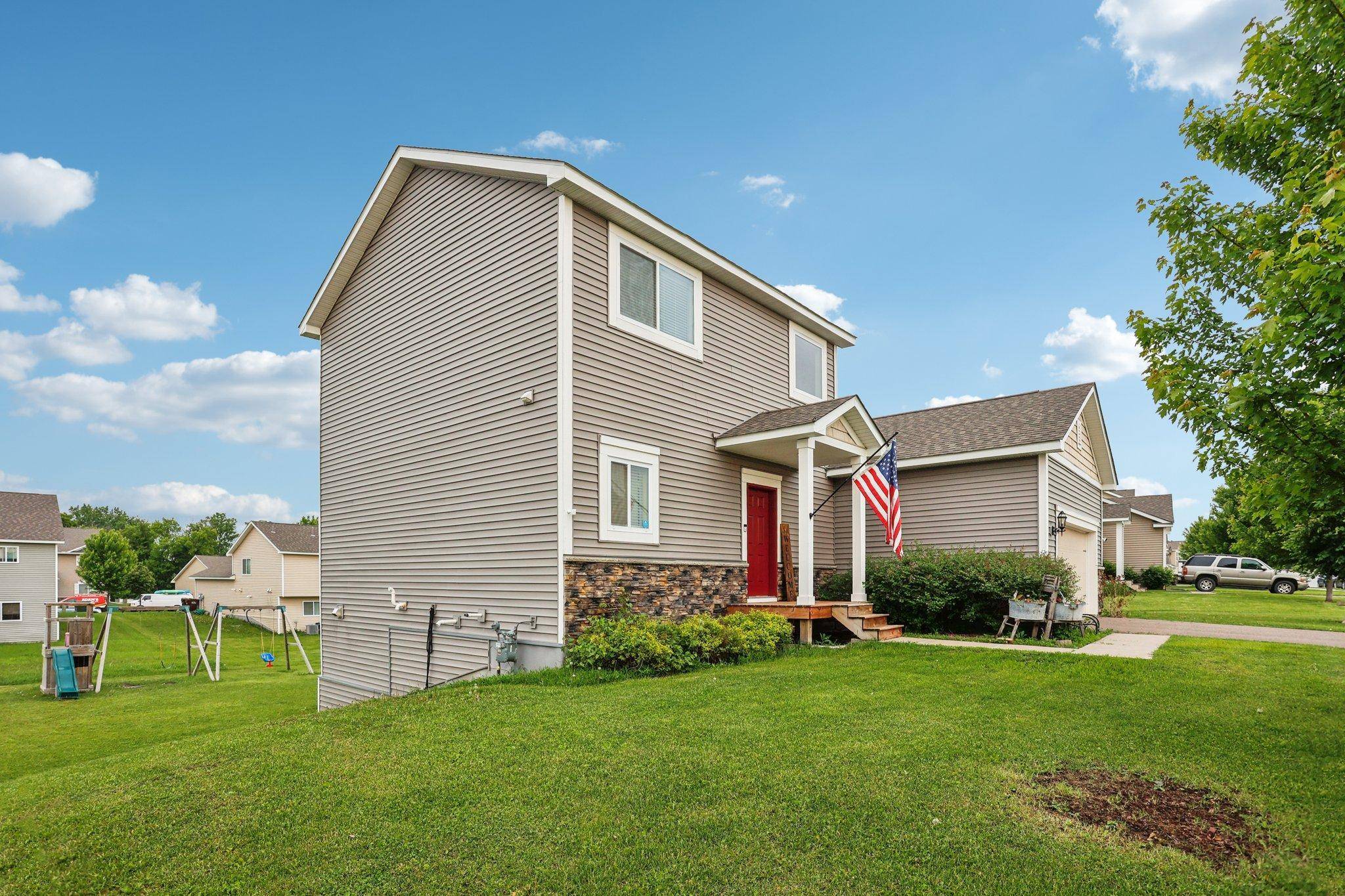 Montrose, MN 55363,1104 Foede CIR