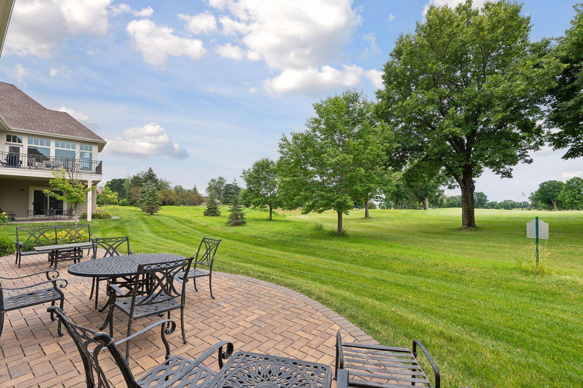 Medina, MN 55340,749 Fairway DR