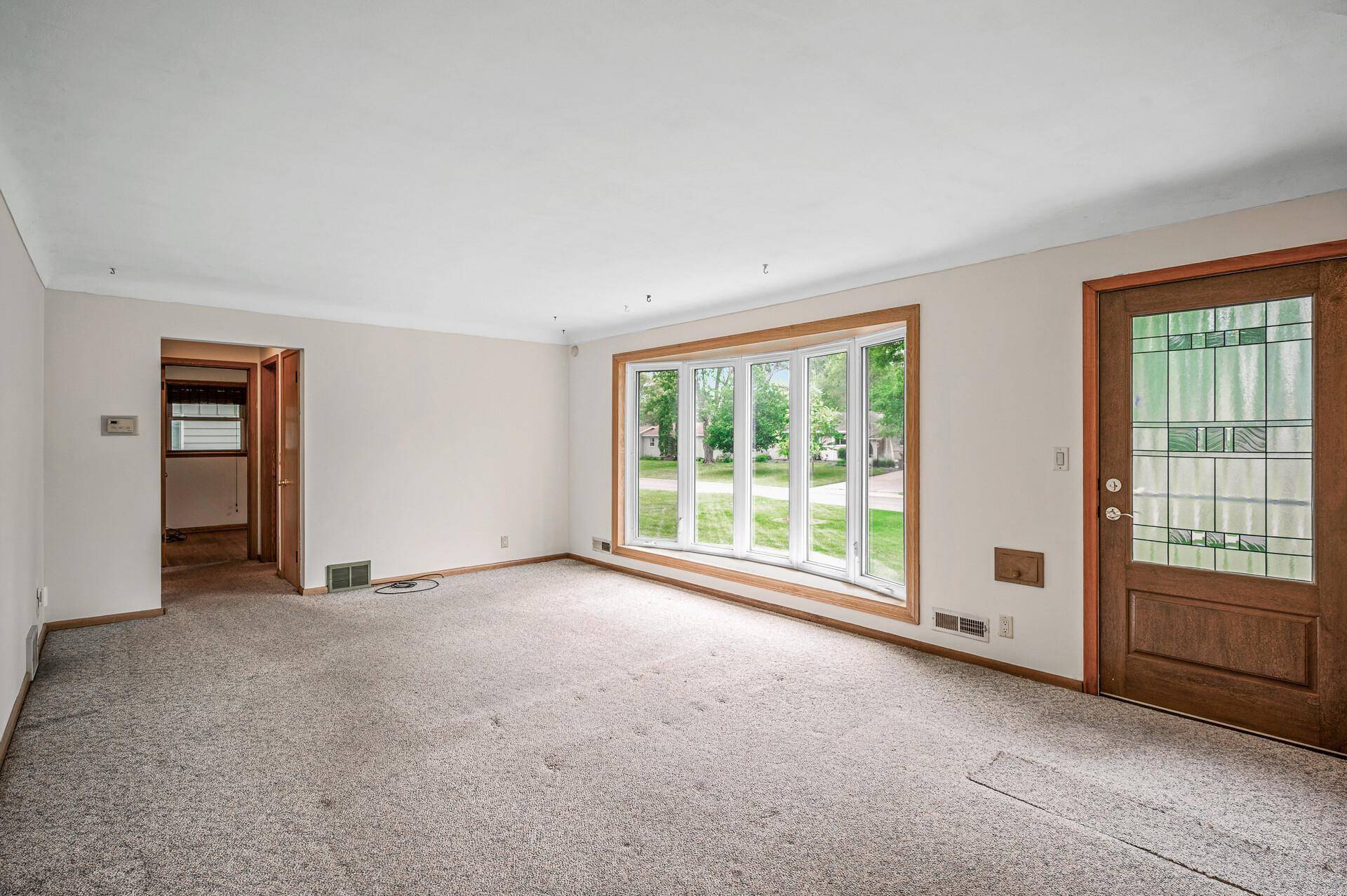 Brooklyn Park, MN 55444,800 82nd AVE N