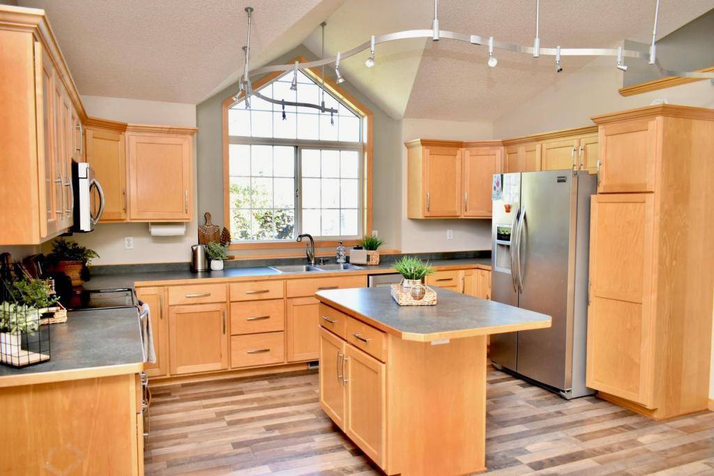 Sauk Rapids, MN 56379,1304 Stone Ridge RD