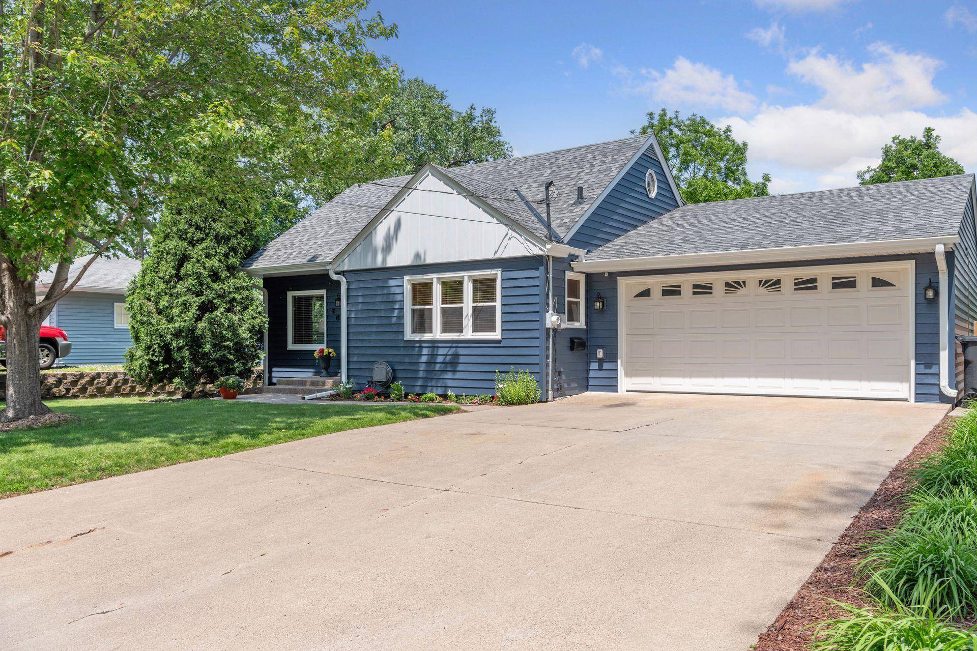 Bloomington, MN 55420,908 W 86th ST