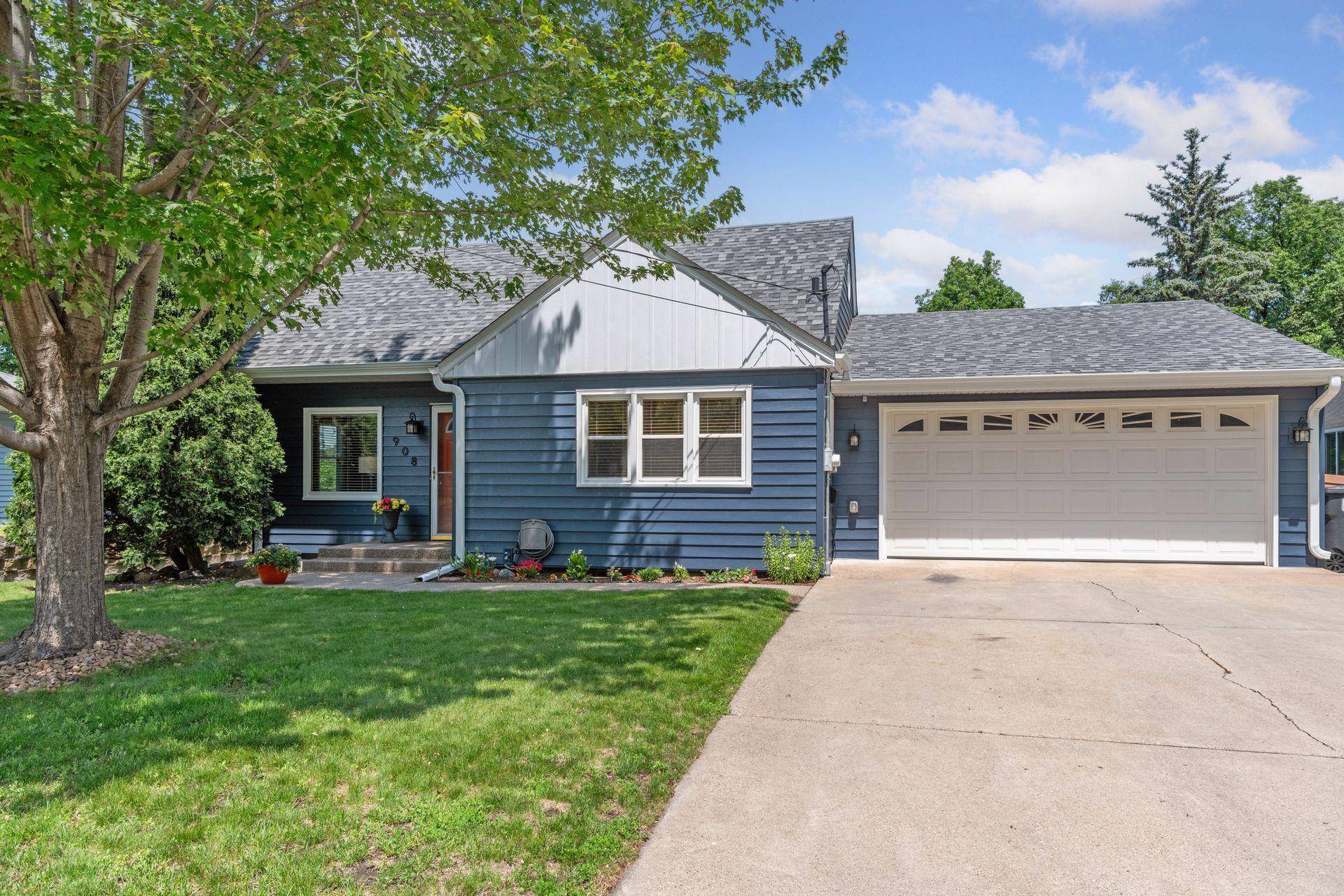 Bloomington, MN 55420,908 W 86th ST