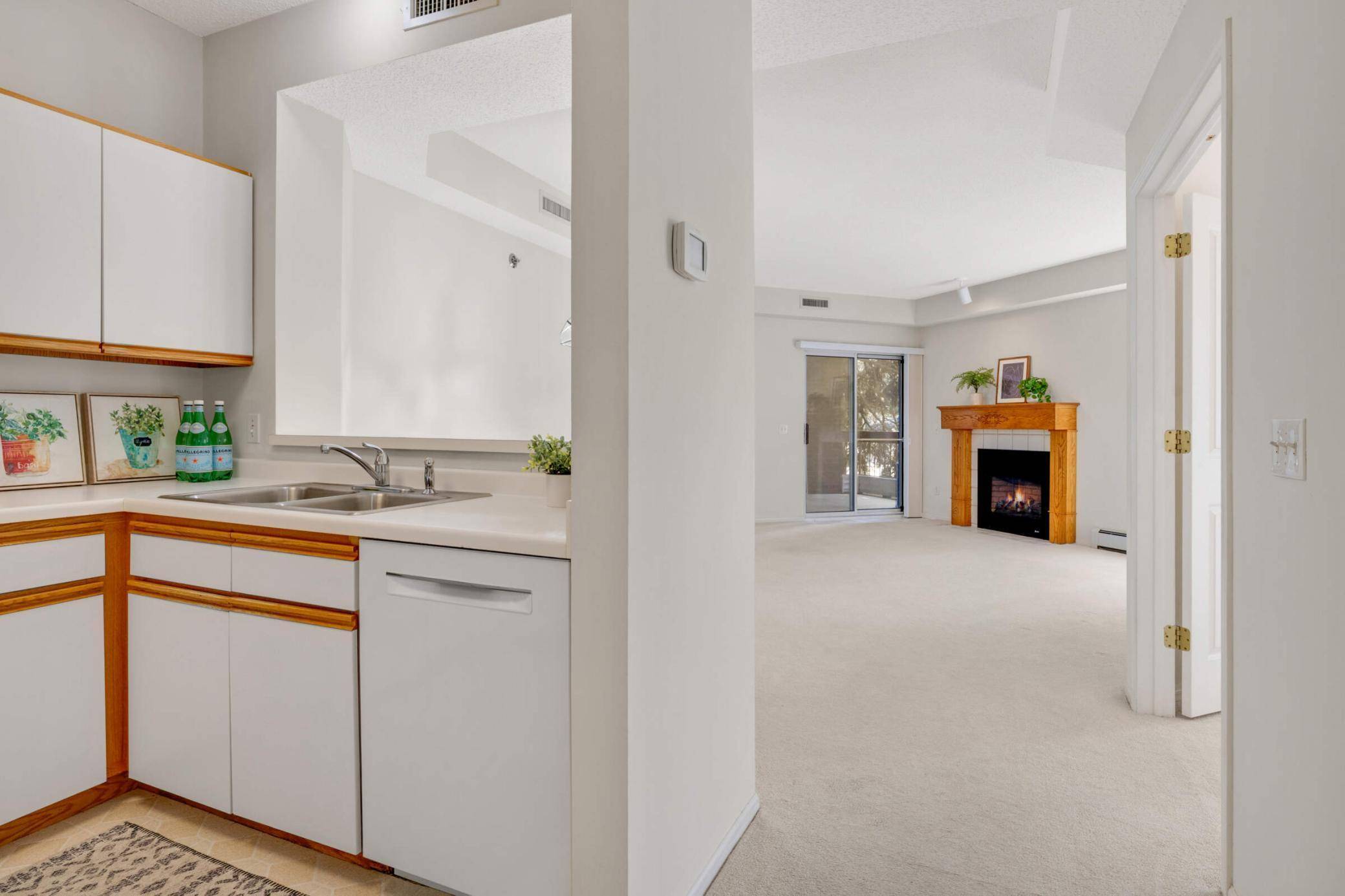 Edina, MN 55435,7520 Edinborough WAY #2116