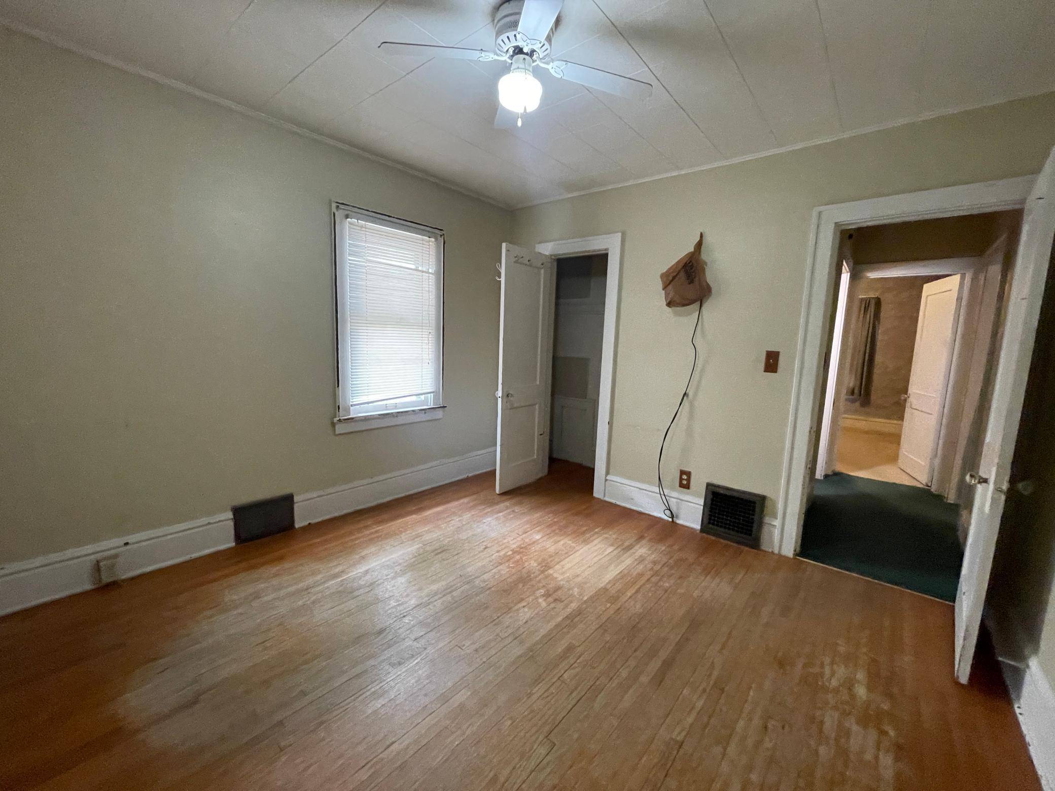 Saint Cloud, MN 56301,1032 16th AVE S