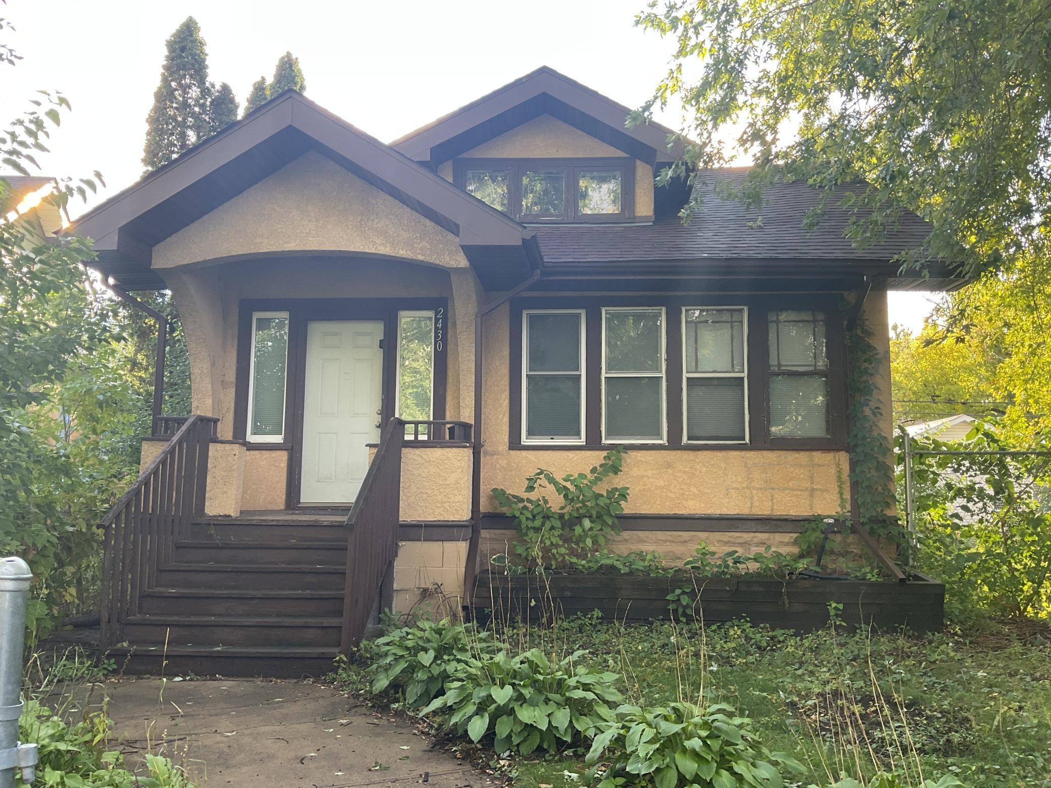 Minneapolis, MN 55411,2430 Logan AVE N