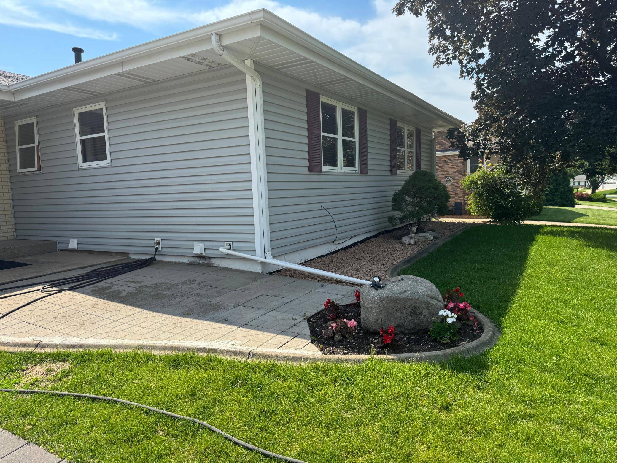 Bloomington, MN 55437,9913 Little RD
