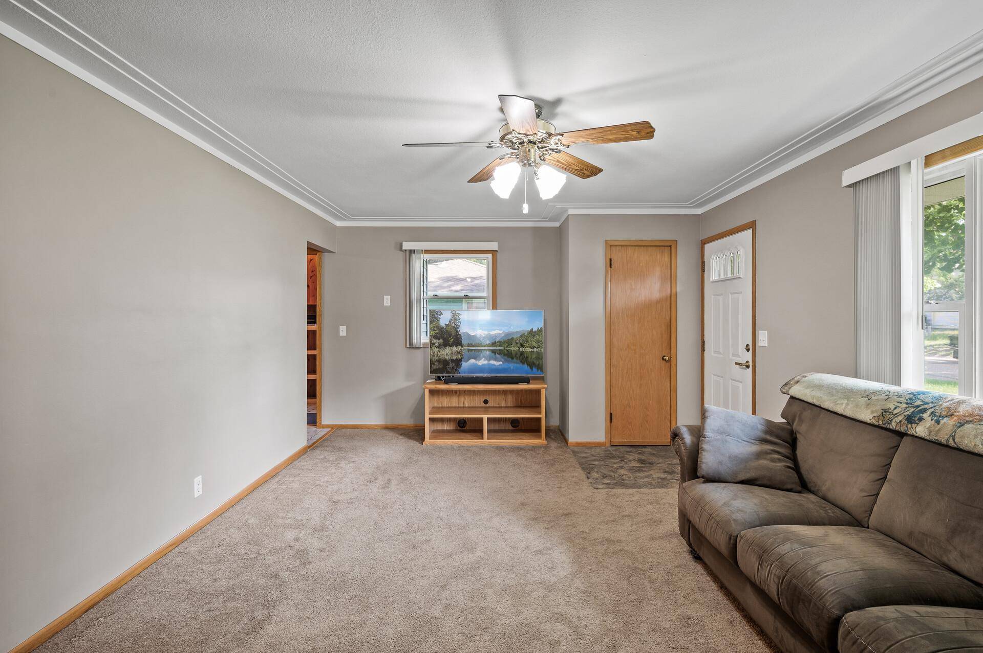 Columbia Heights, MN 55421,5030 Jefferson ST NE